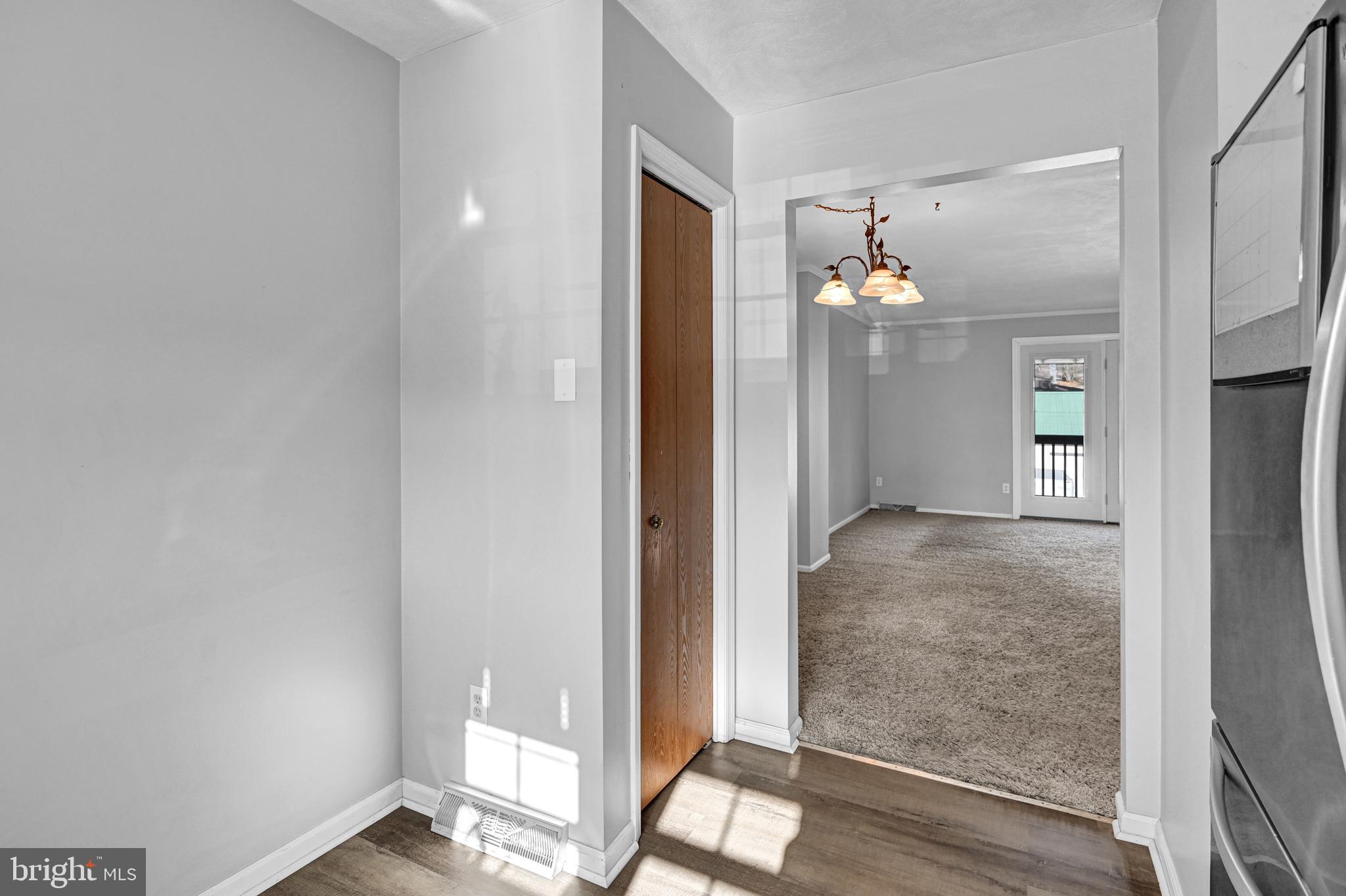 WESTLYN CONDOS - Residential