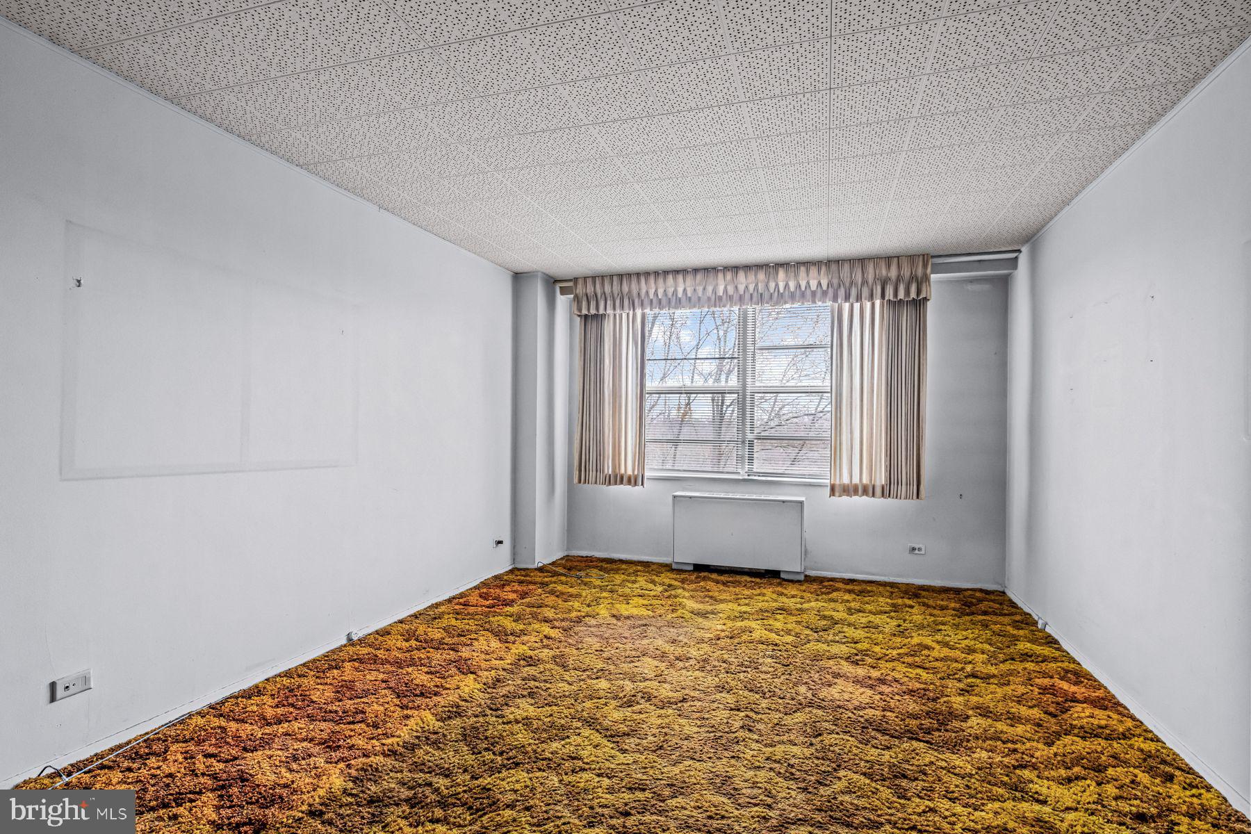 OAK HILL - Residential