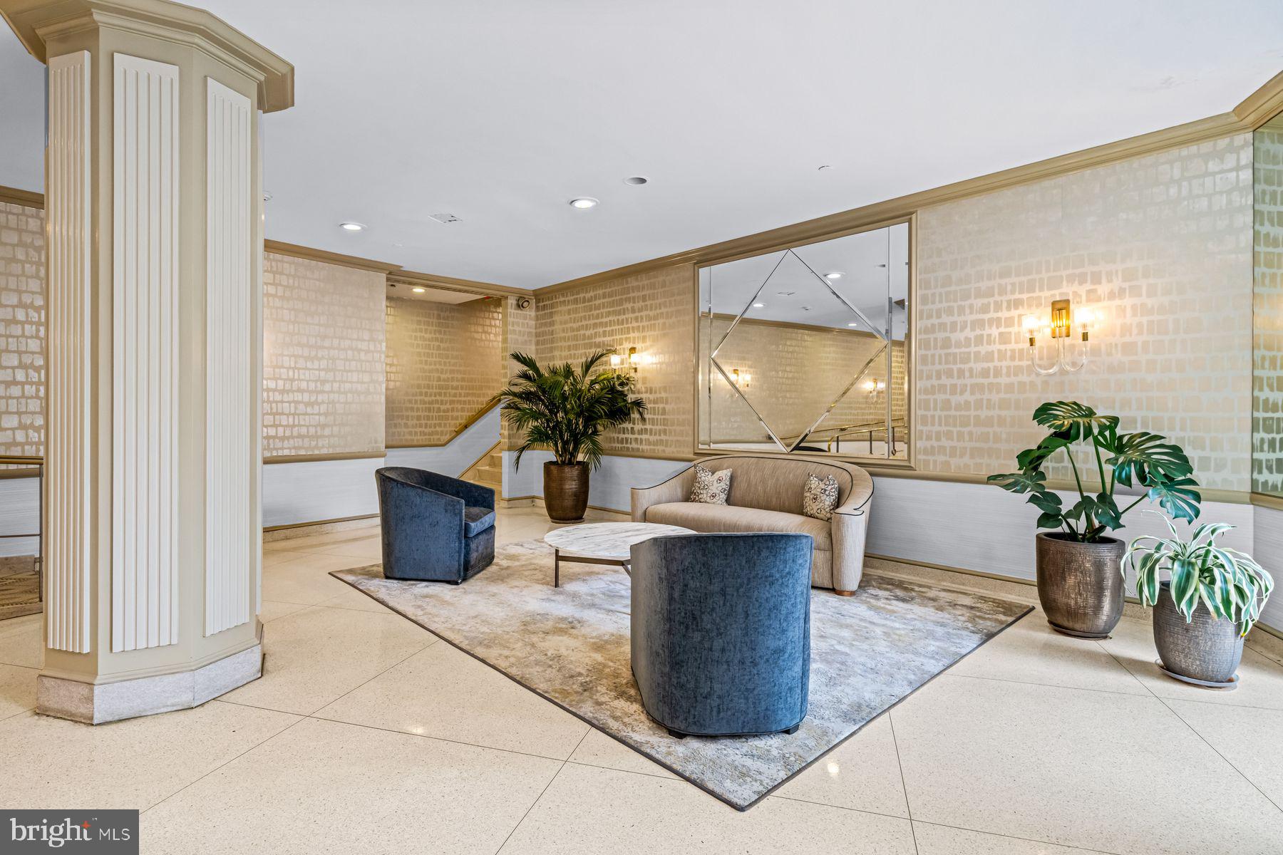 OAK HILL - Residential