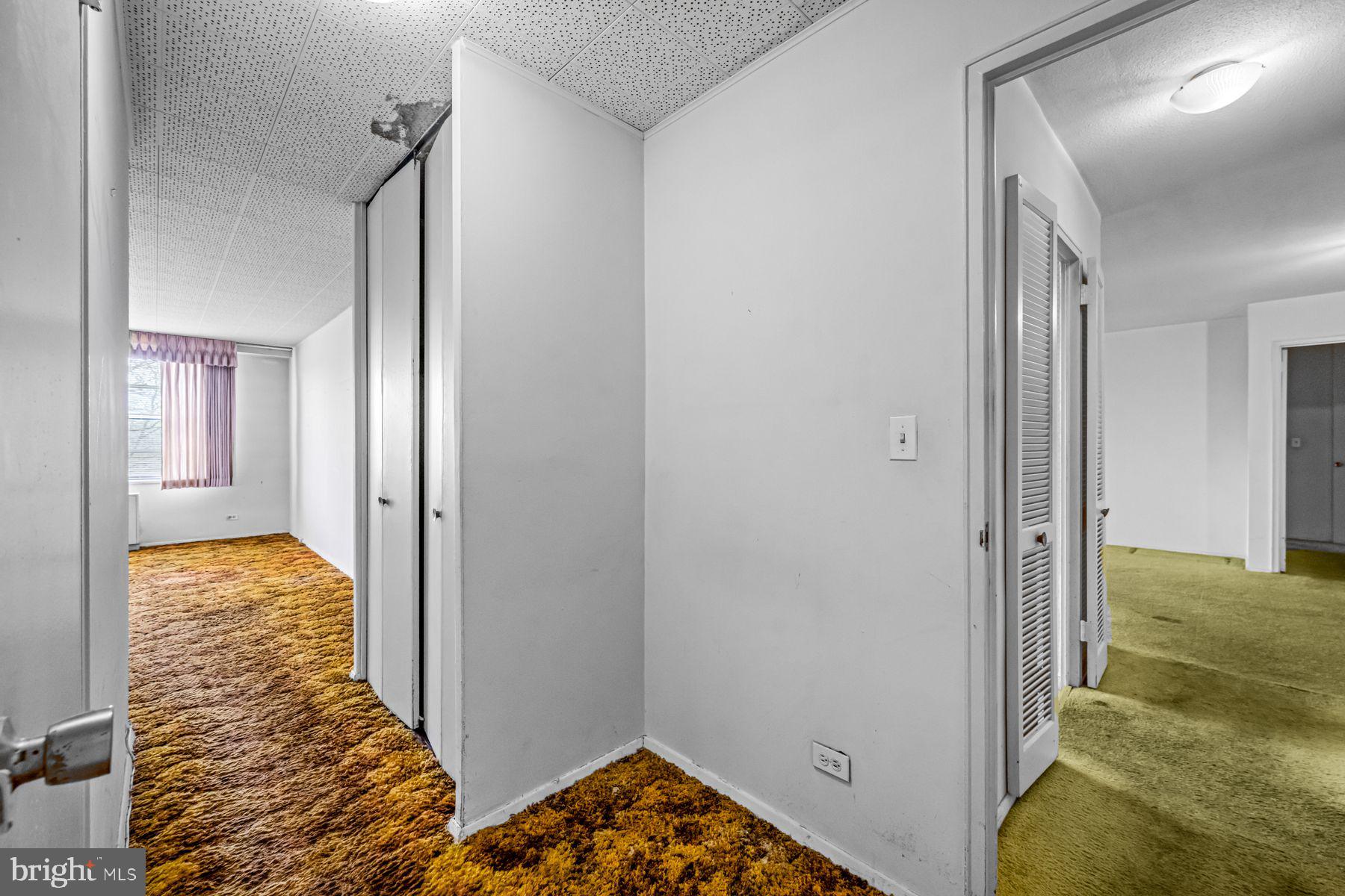 OAK HILL - Residential