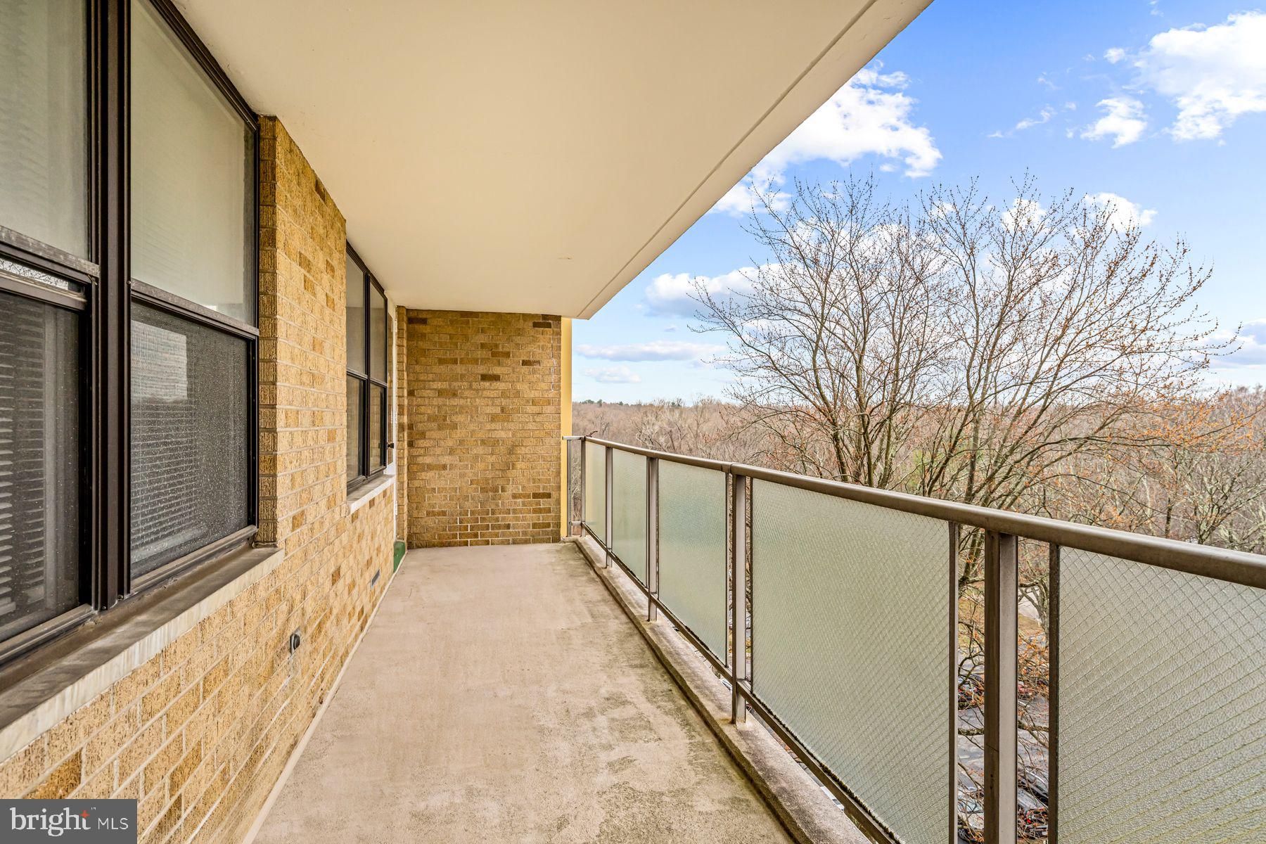 OAK HILL - Residential