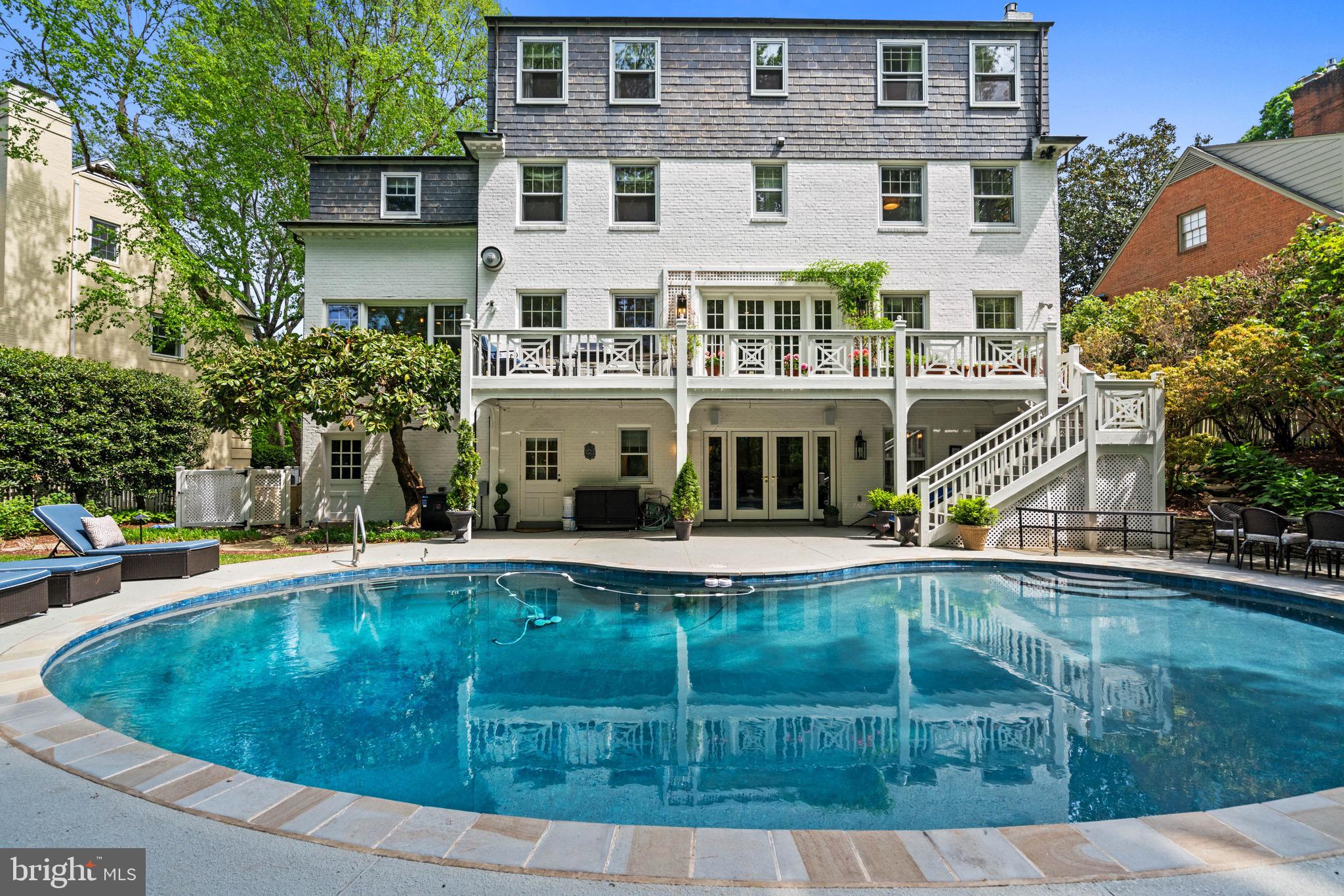 FARMINGTON - Residential