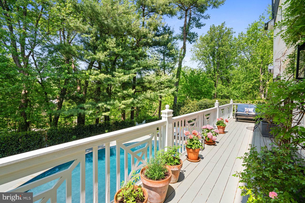 FARMINGTON - Residential