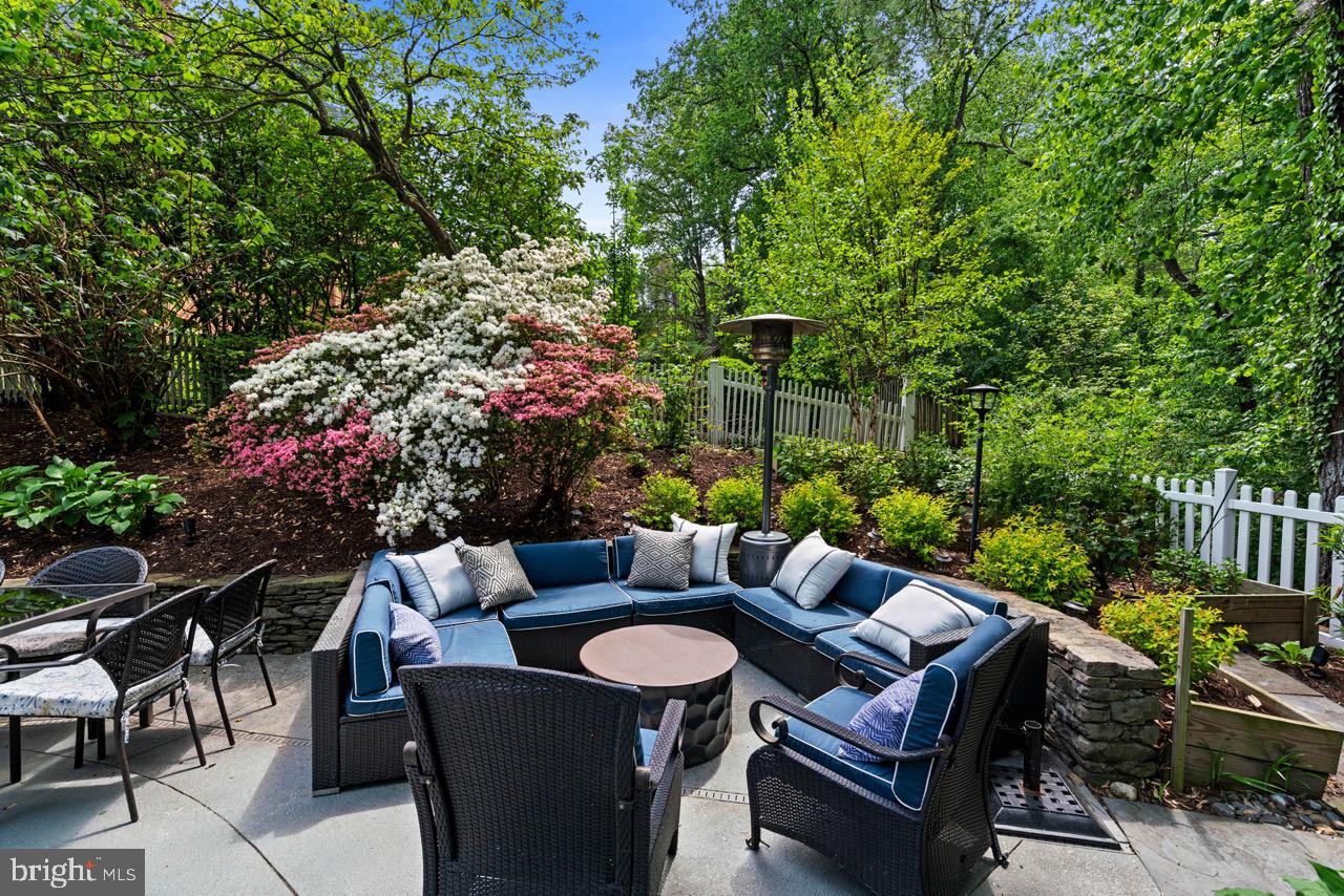 FARMINGTON - Residential