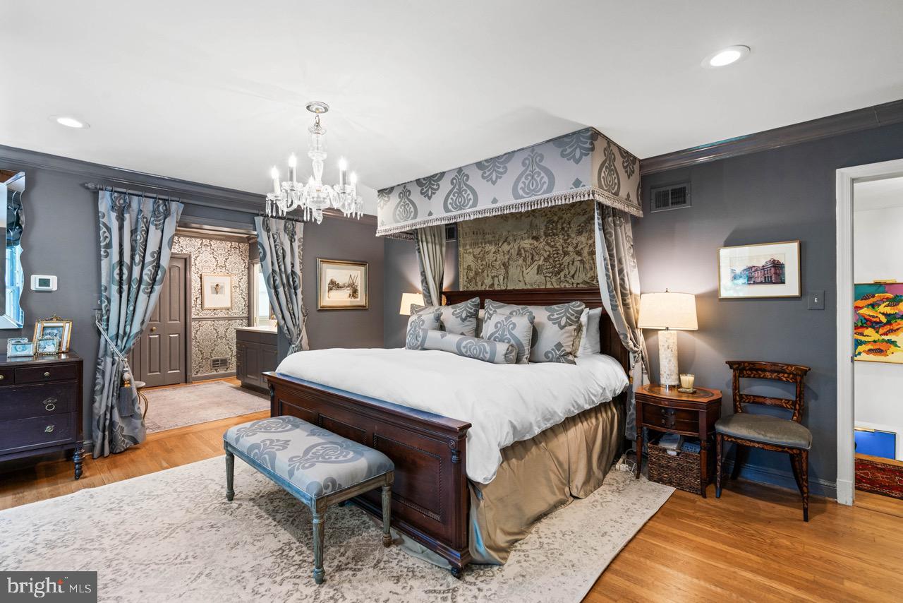 FARMINGTON - Residential