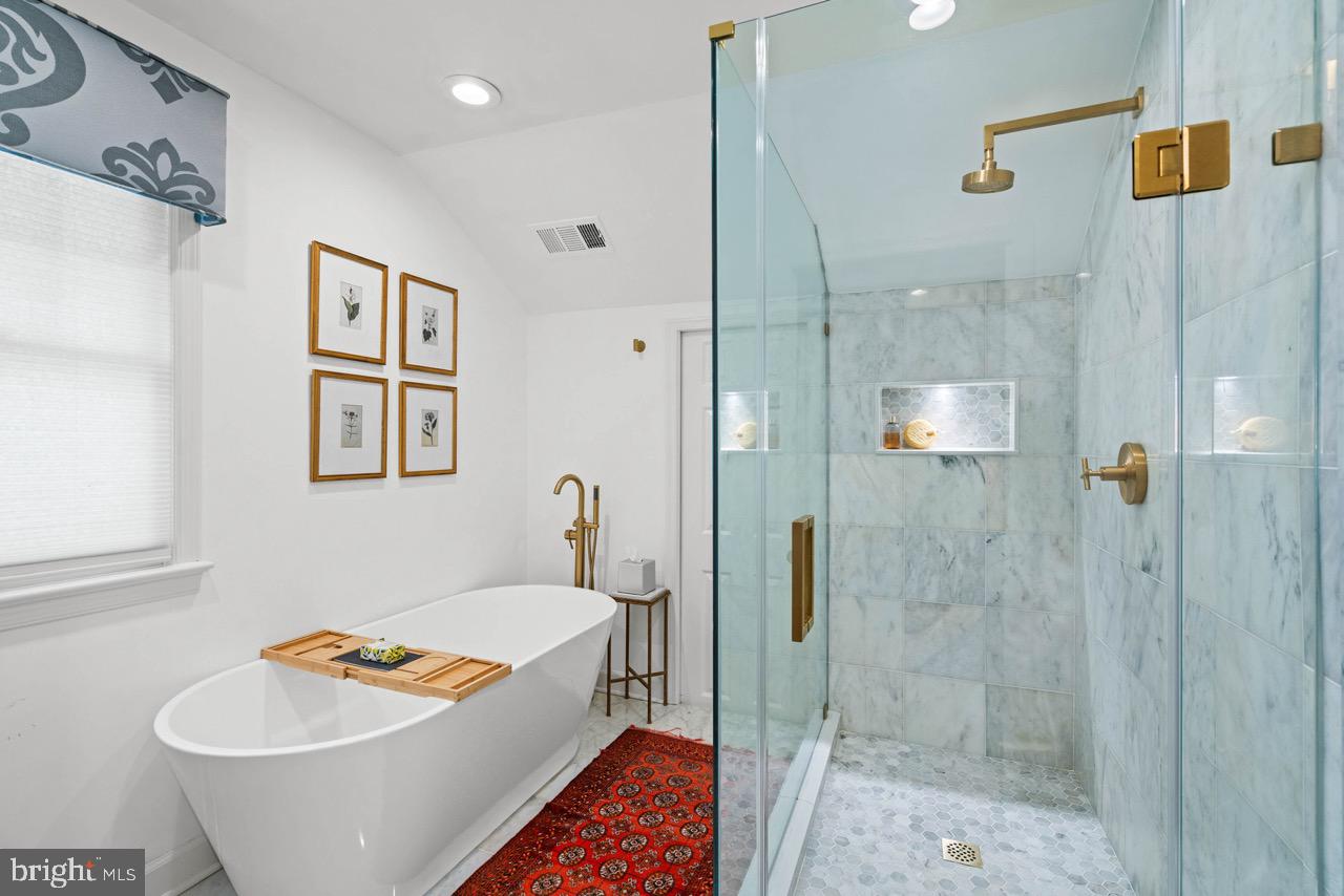 FARMINGTON - Residential