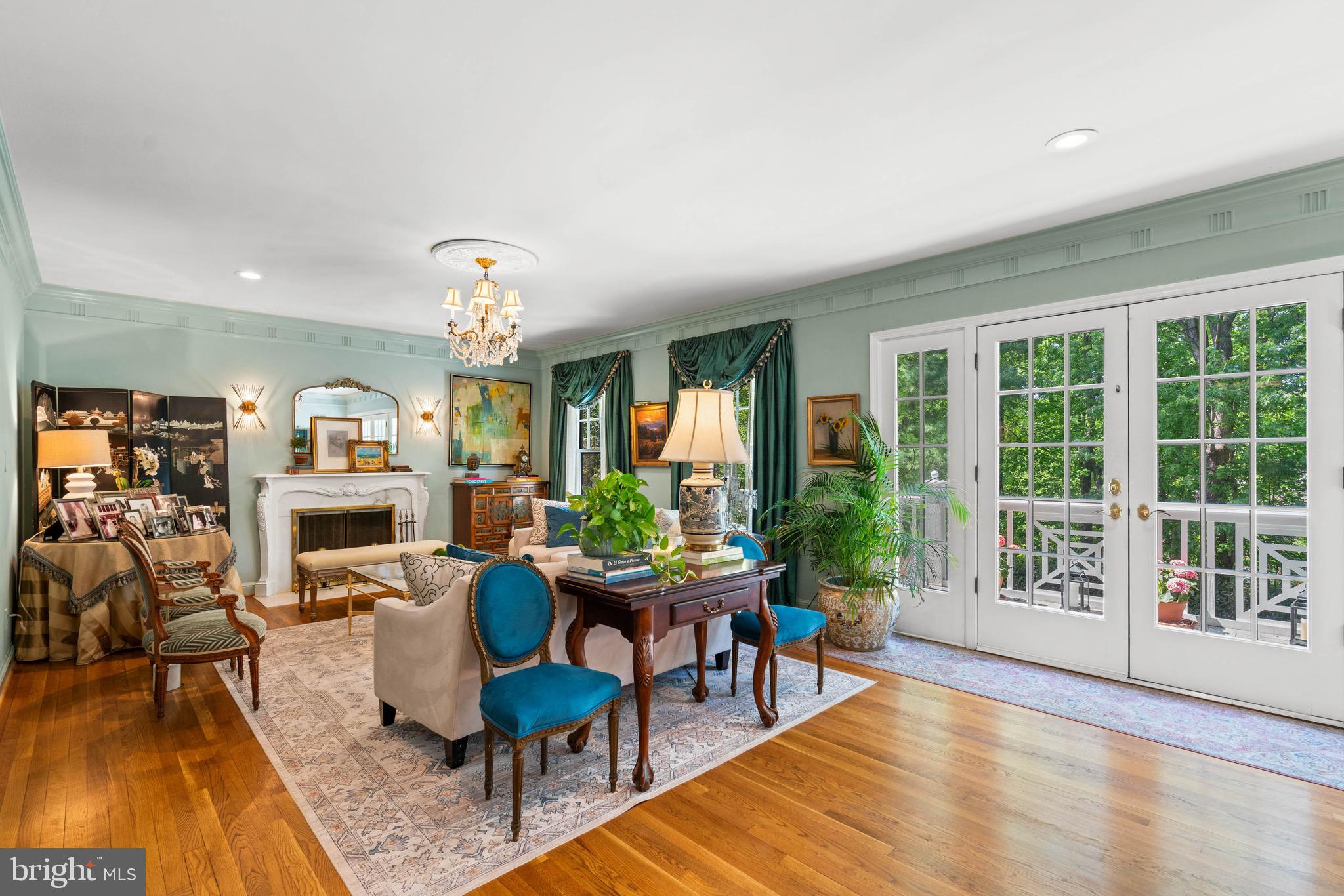 FARMINGTON - Residential