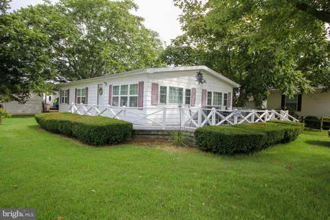 26745 Meadowlark Loop Unit 8, Long Neck, DE MLS: DESU2081864