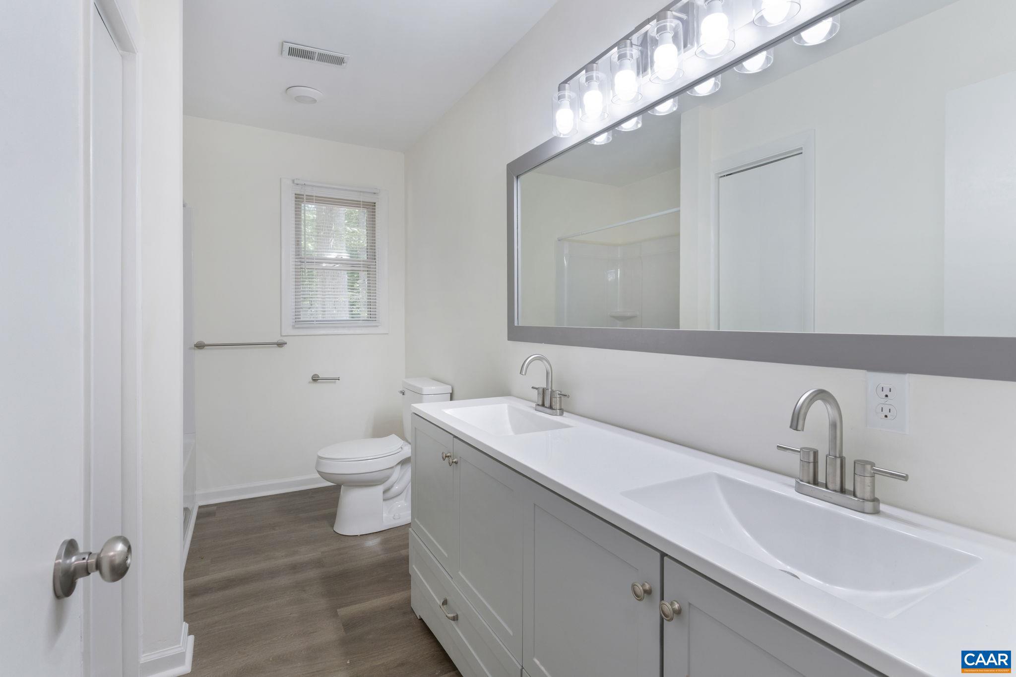 LAKE MONTICELLO - Residential