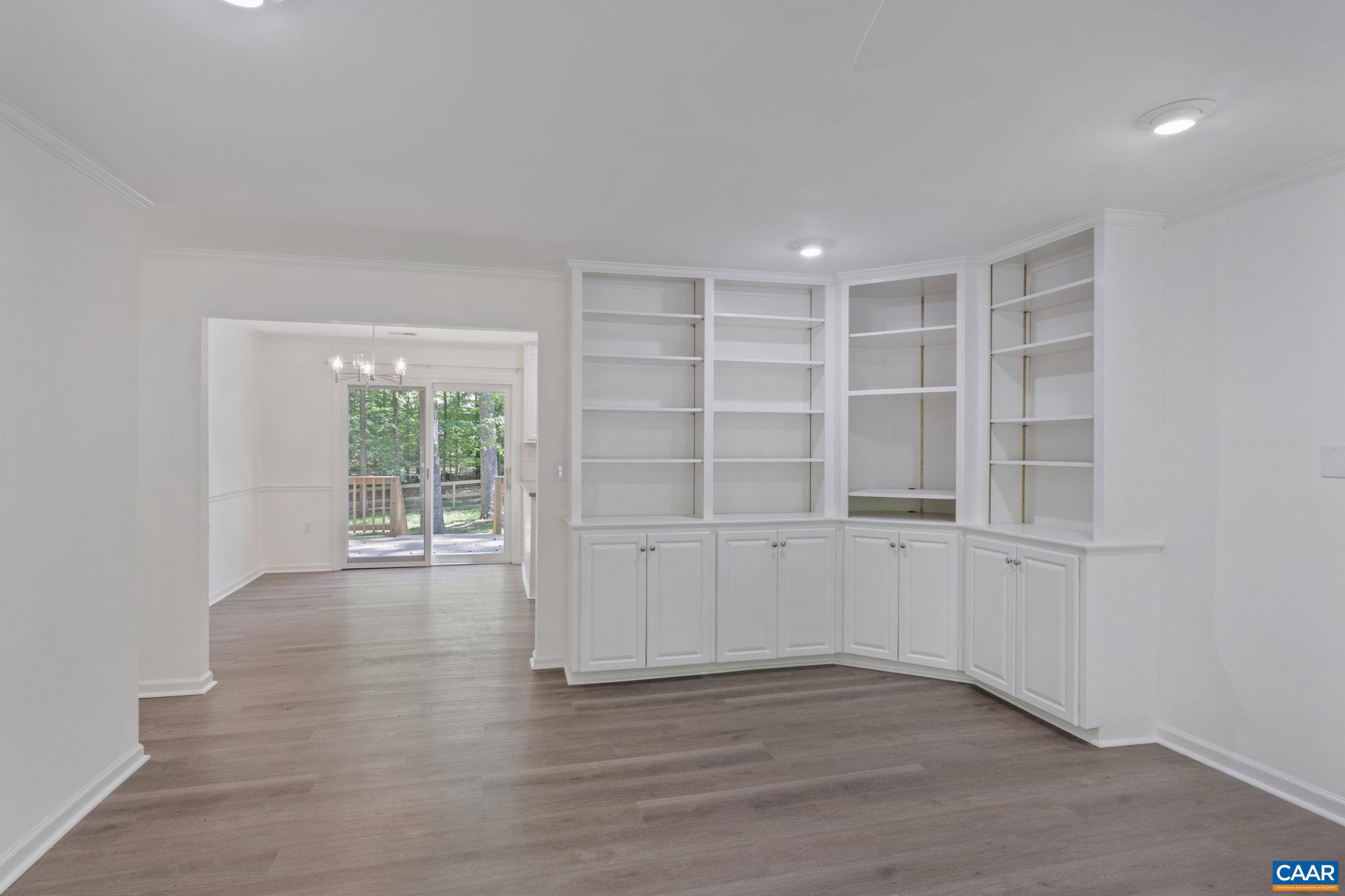 LAKE MONTICELLO - Residential