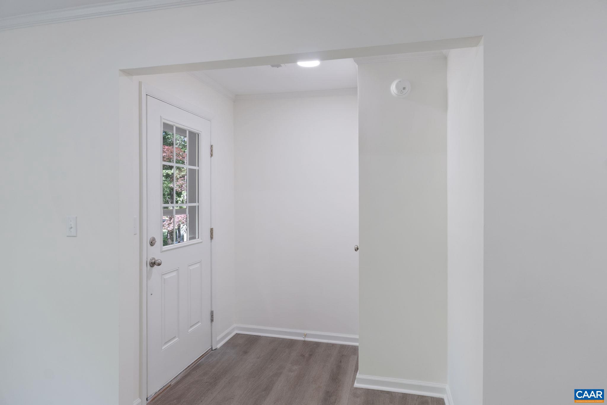 LAKE MONTICELLO - Residential