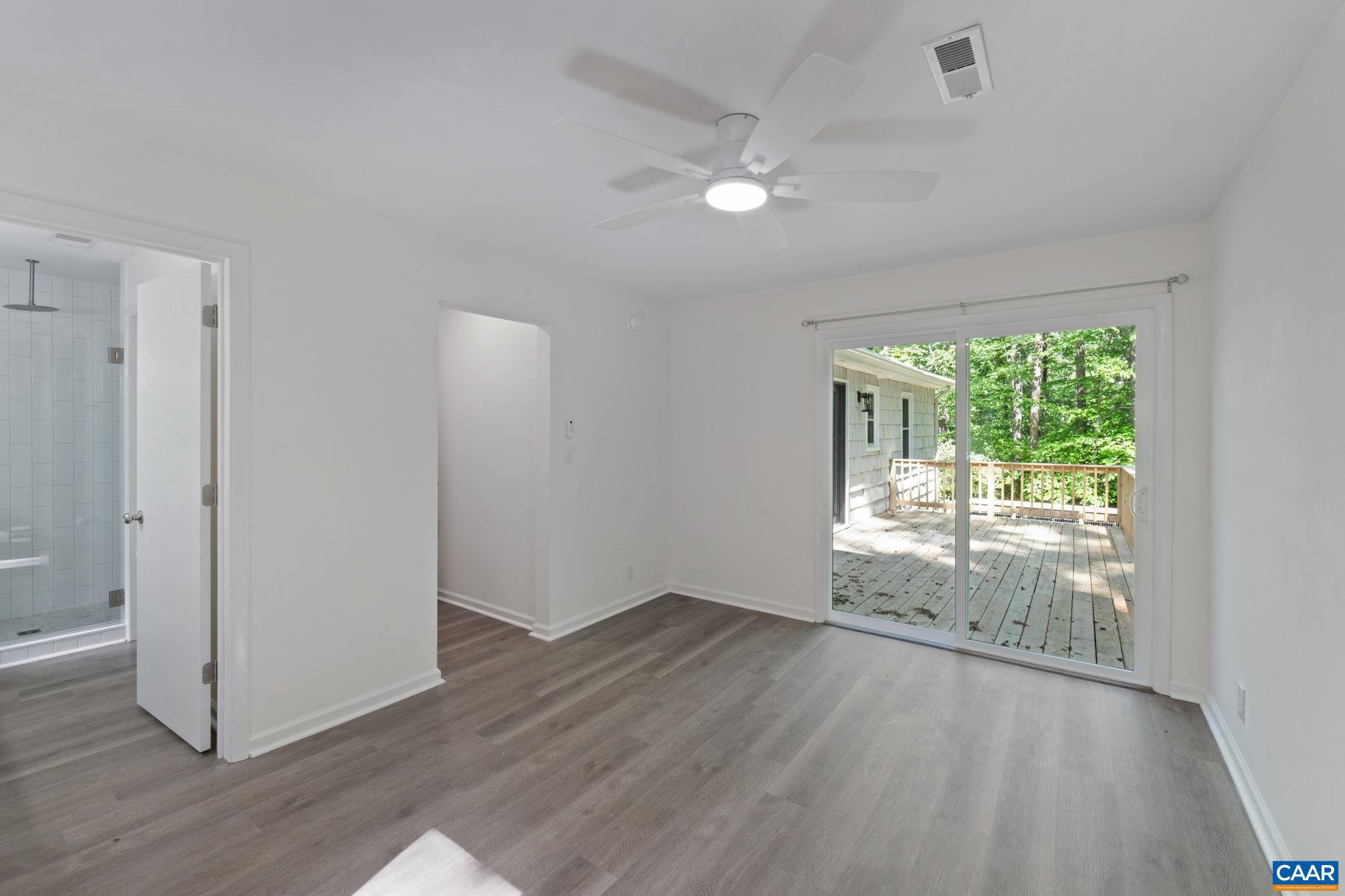 LAKE MONTICELLO - Residential