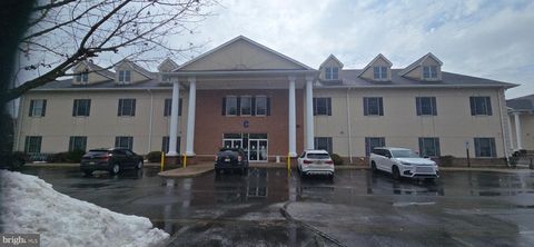 Photo of 40 Bey Lea Road, TOMS RIVER, NJ 08753 (MLS # NJOC2040224)