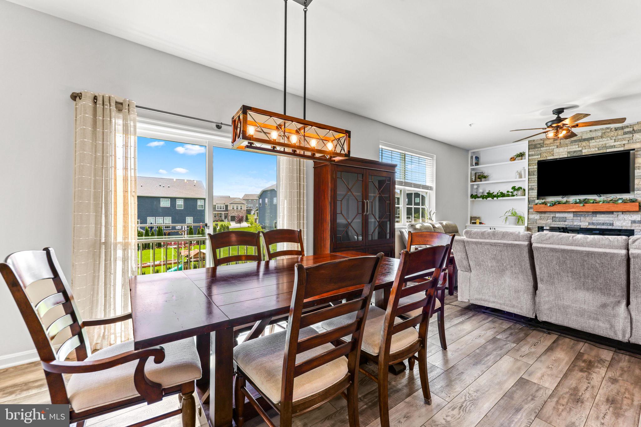 STONEGATE - Residential