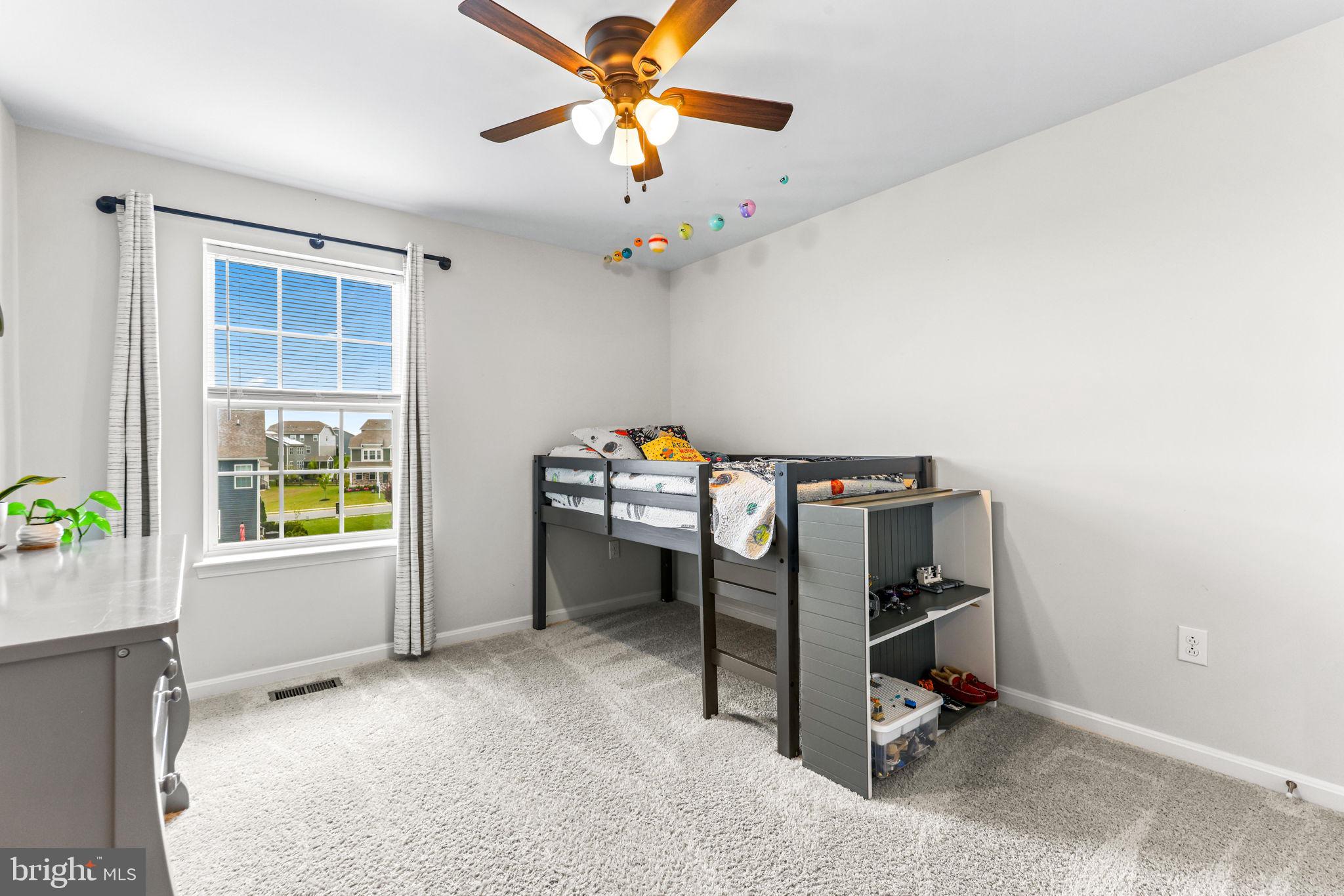 STONEGATE - Residential