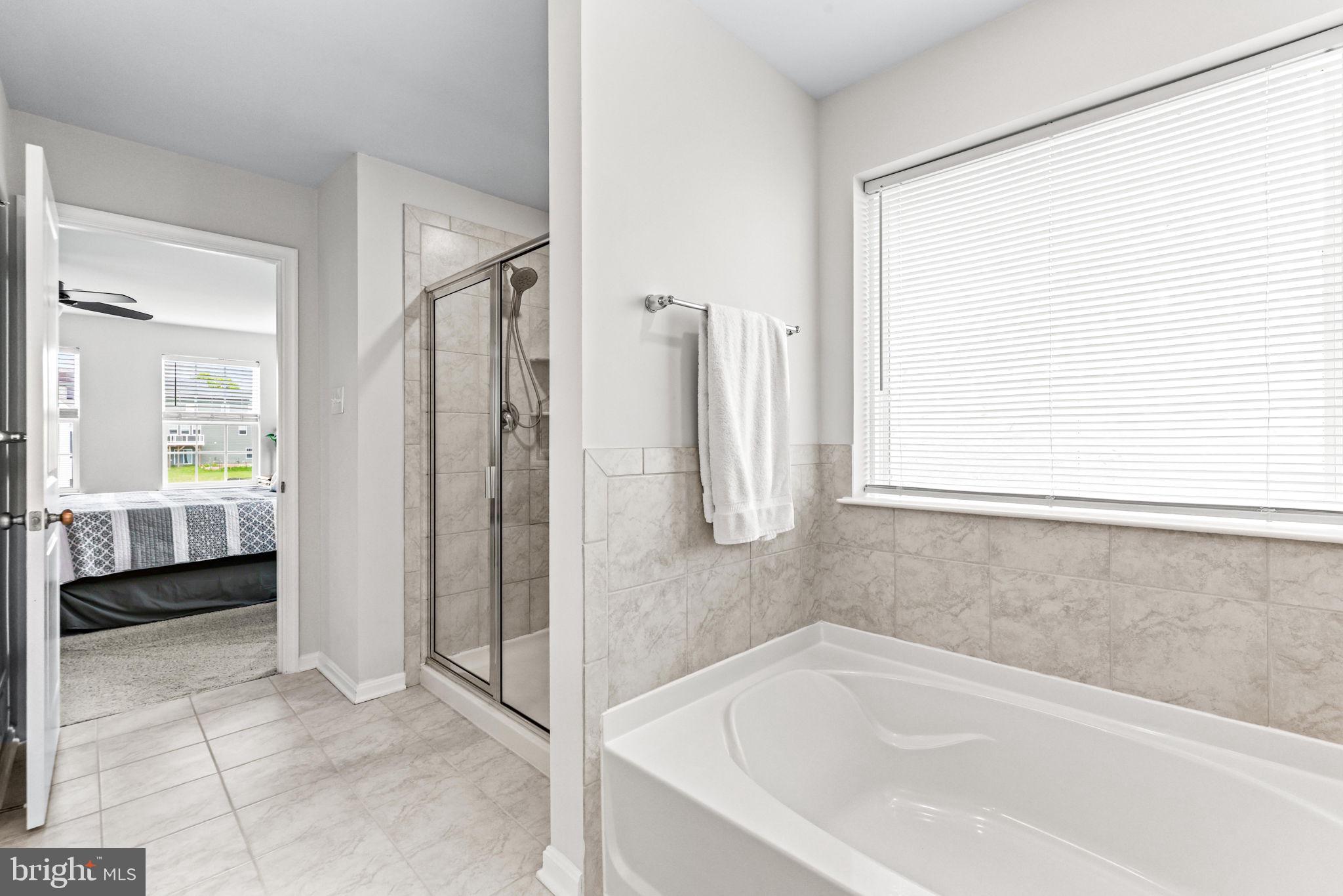 STONEGATE - Residential