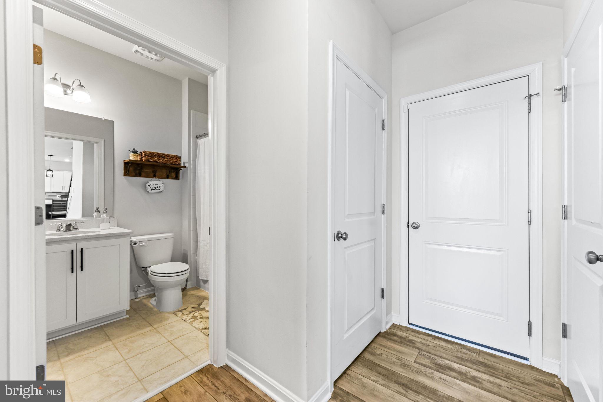 STONEGATE - Residential