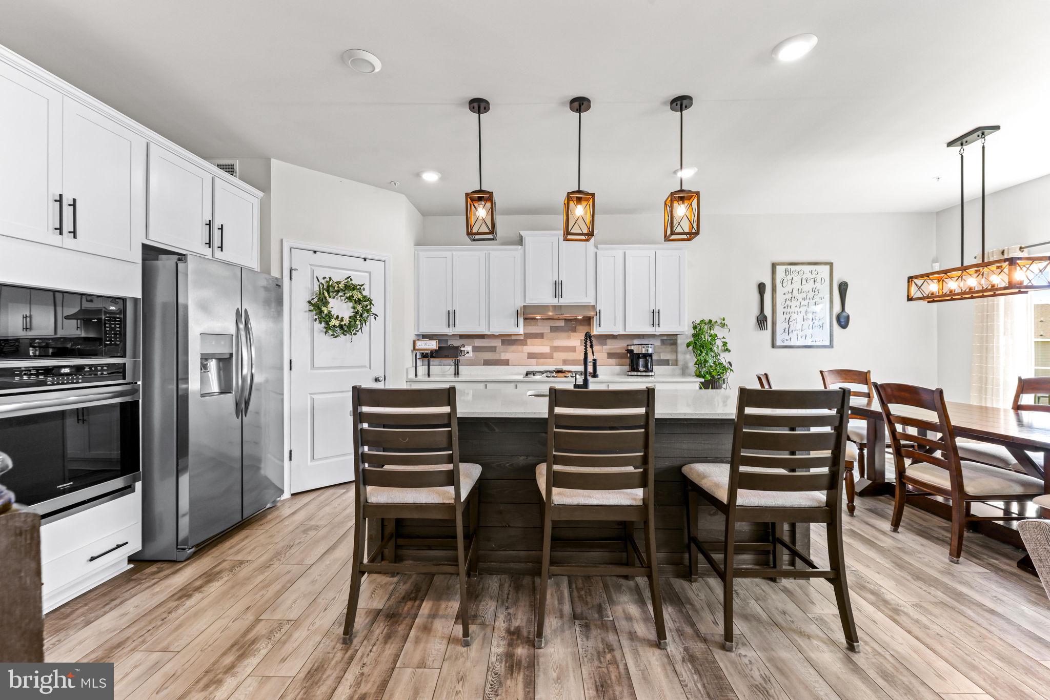 STONEGATE - Residential
