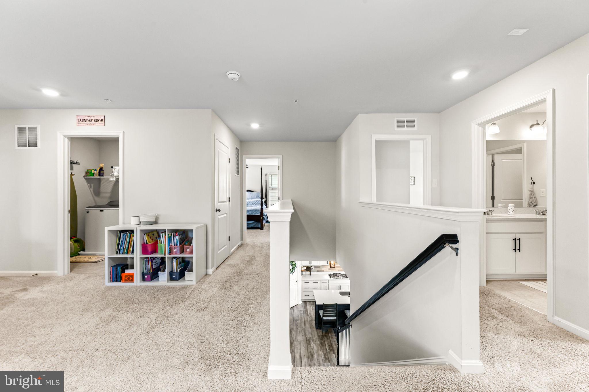 STONEGATE - Residential