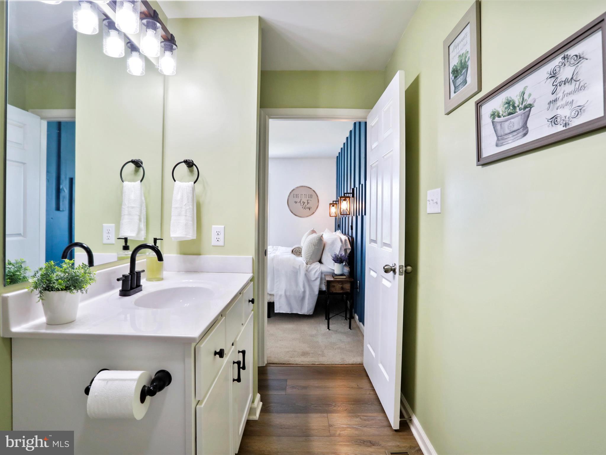 MADISON ESTATES - Residential