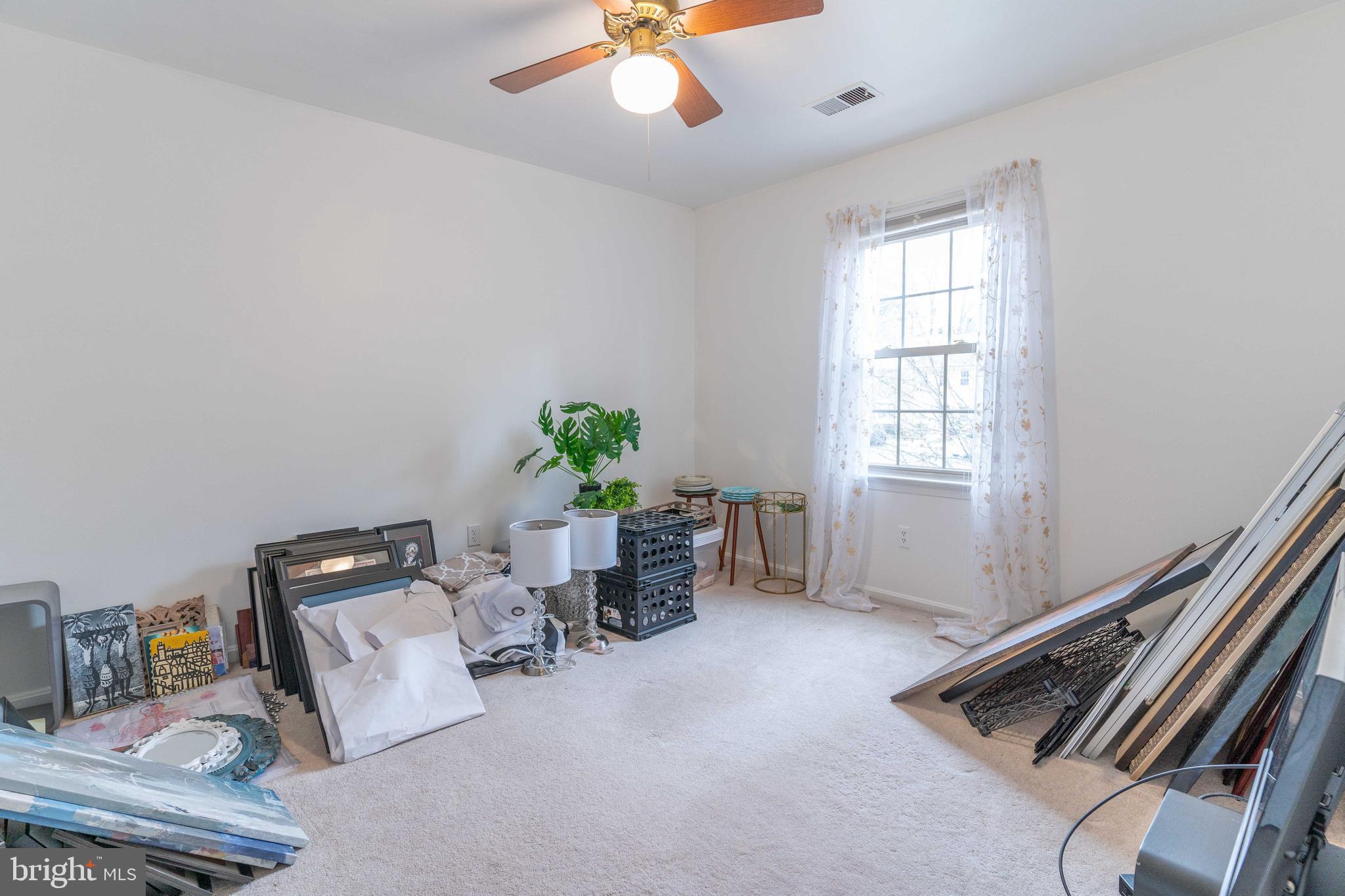 WOODLYNNE COMMUNITY - Residential Lease