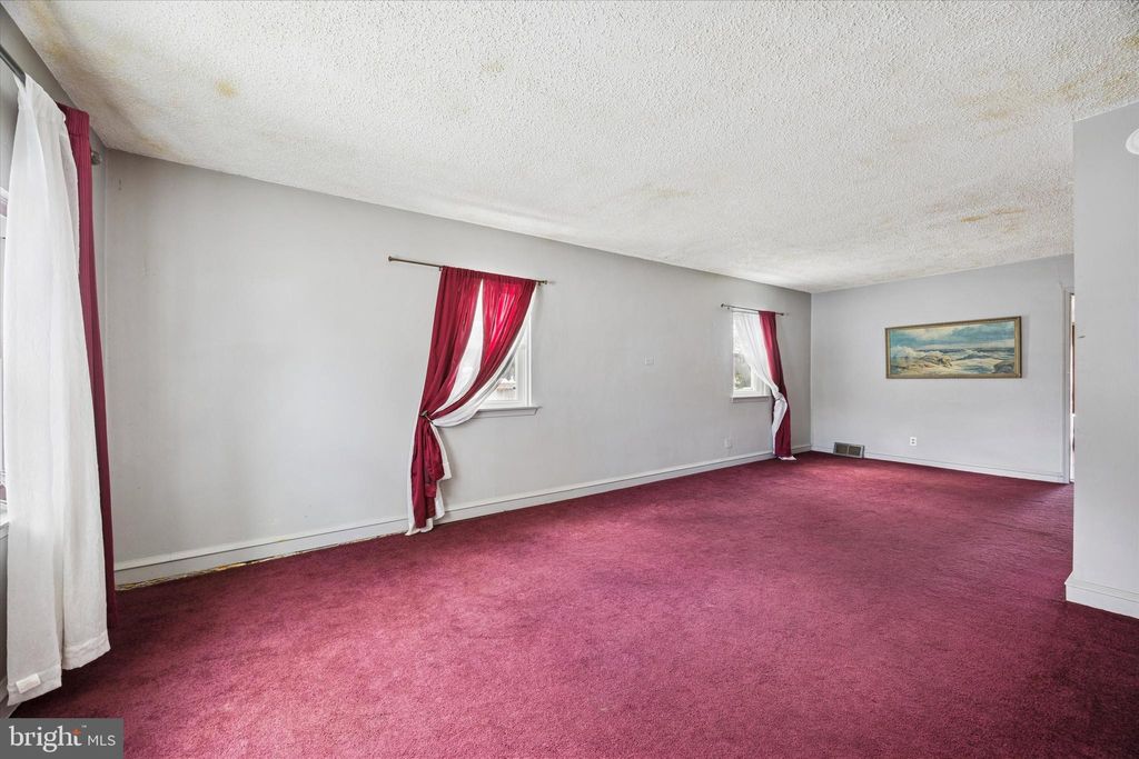 Photo of 1051 Butler Pike, BLUE BELL, PA 19422 (MLS # PAMC2168562)