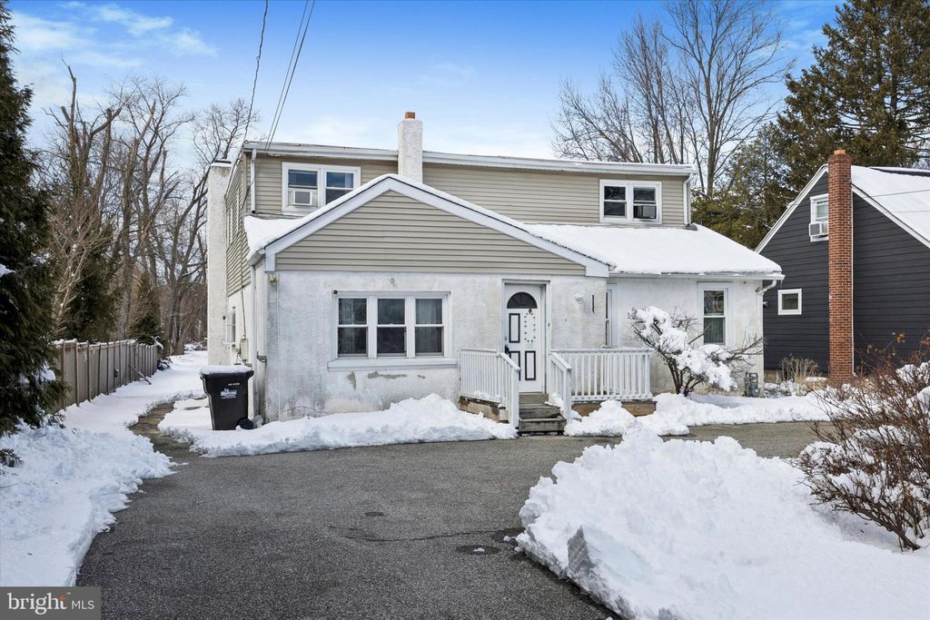 Photo of 1051 Butler Pike, BLUE BELL, PA 19422 (MLS # PAMC2168562)