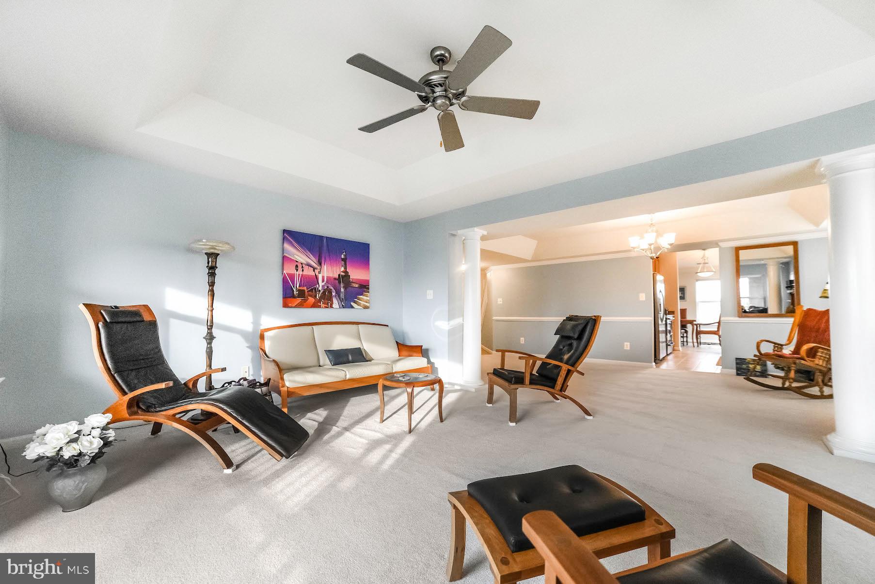 OYSTER BAY CONDOMINIUMS - Residential