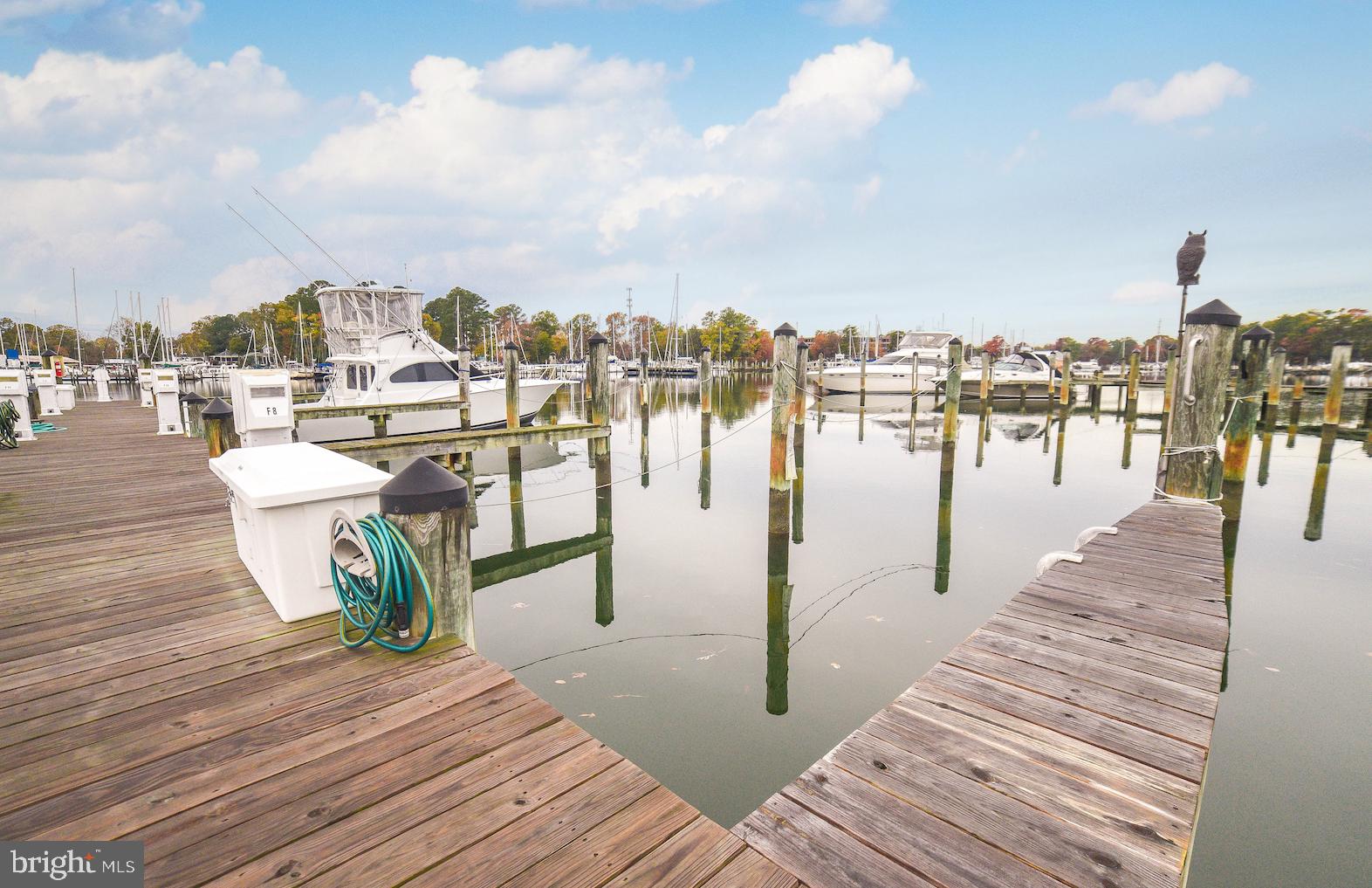 OYSTER BAY CONDOMINIUMS - Residential