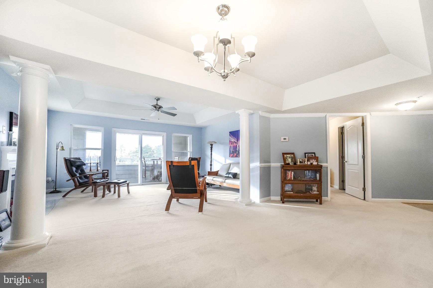 OYSTER BAY CONDOMINIUMS - Residential