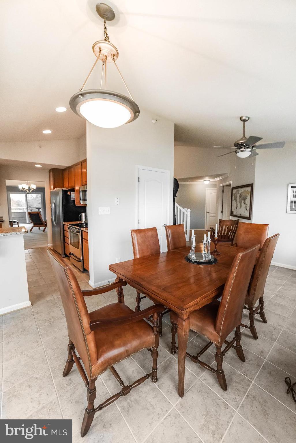 OYSTER BAY CONDOMINIUMS - Residential