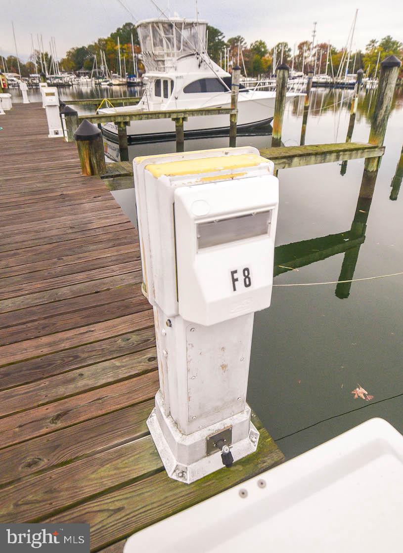 OYSTER BAY CONDOMINIUMS - Residential