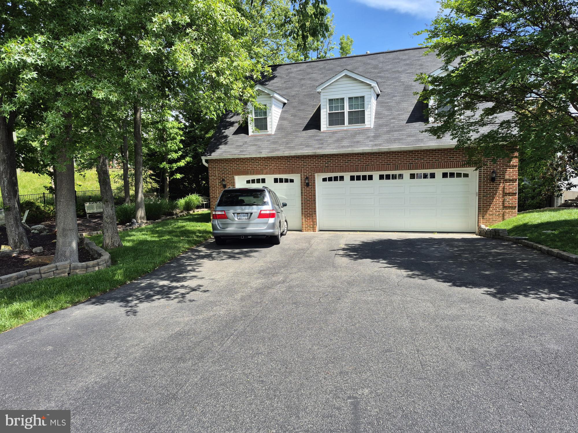 5625 OLD CLIFTON ROAD