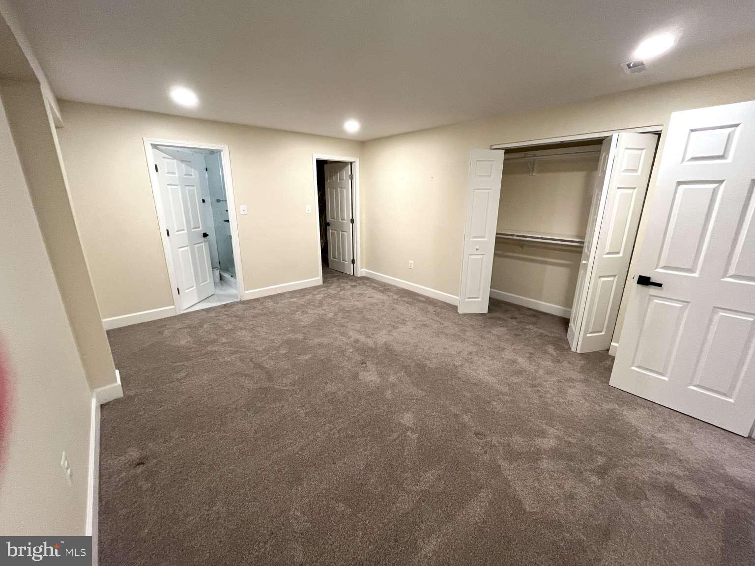 CYPRESS RUN - Residential