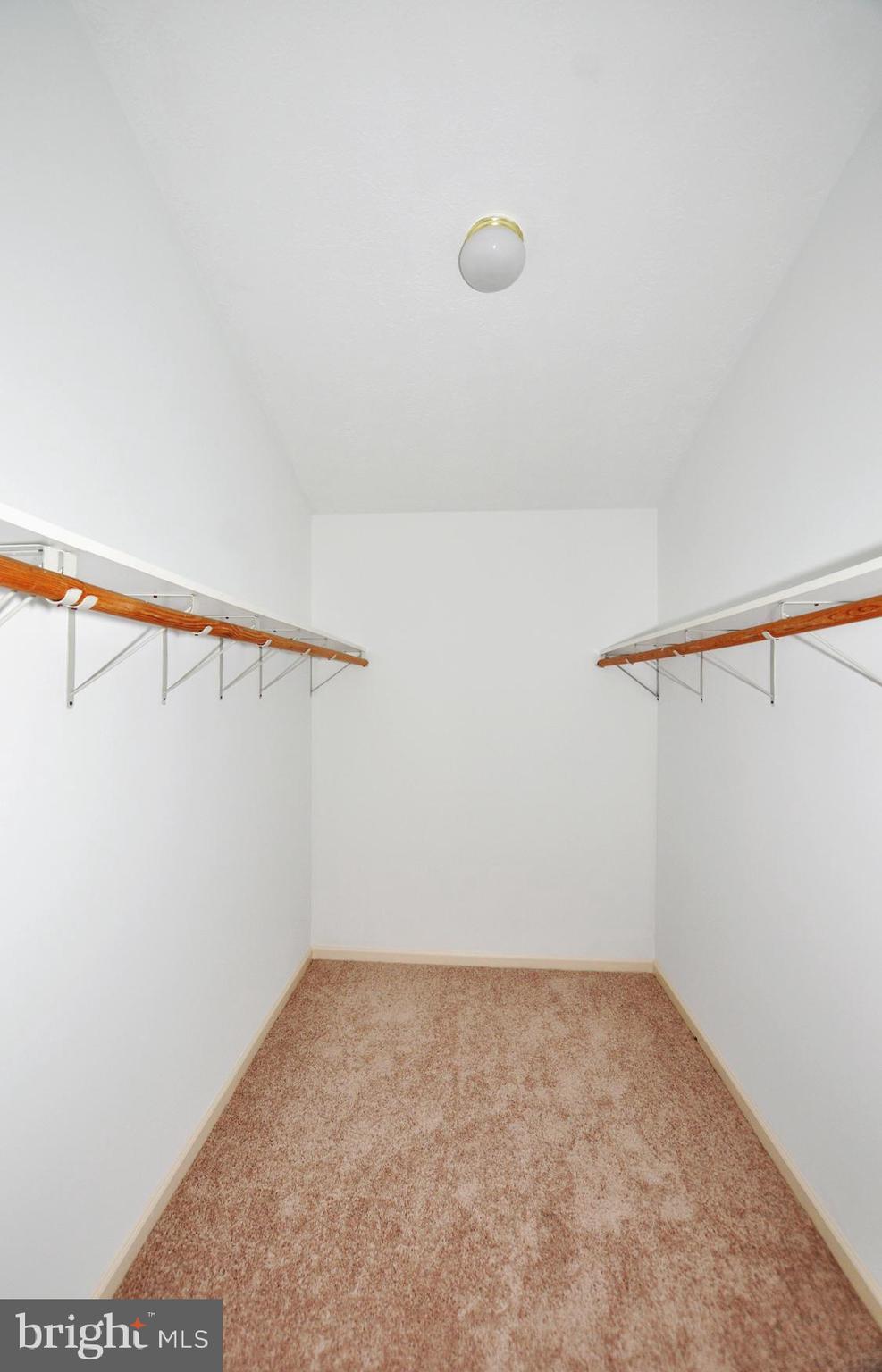 INDIAN CREEK PLAT 10 - Residential Lease