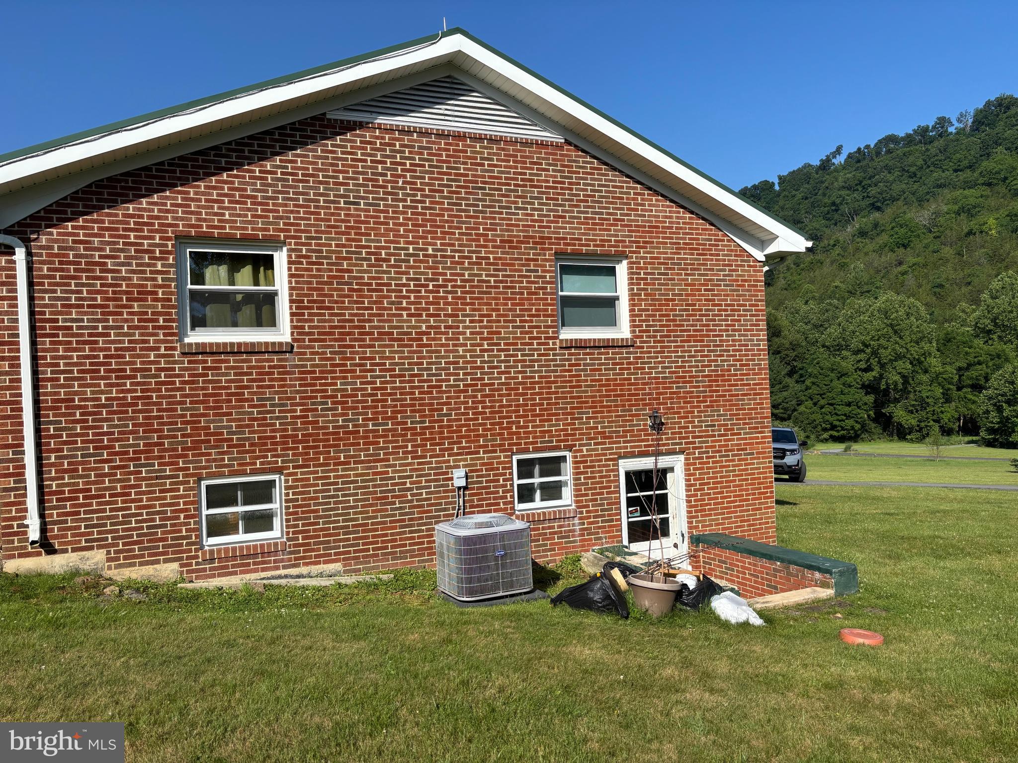 1062 MILL GAP ROAD
