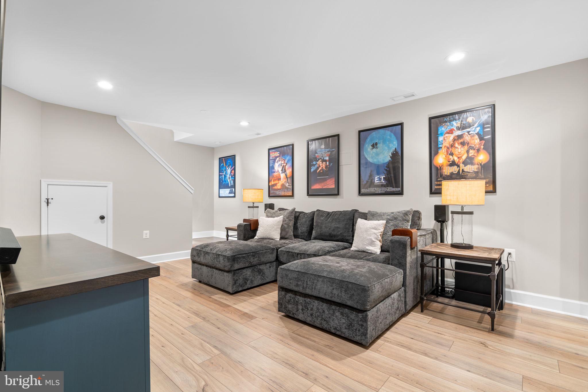 ULMSTEAD ESTATES - Residential