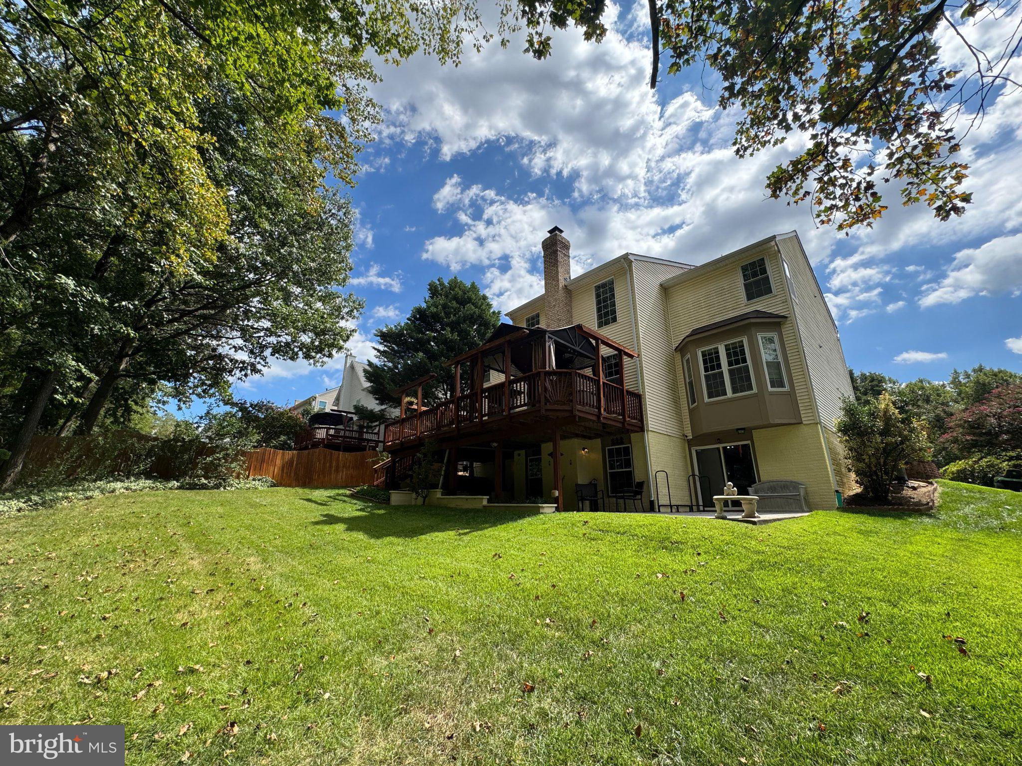 2900 NICELY COURT