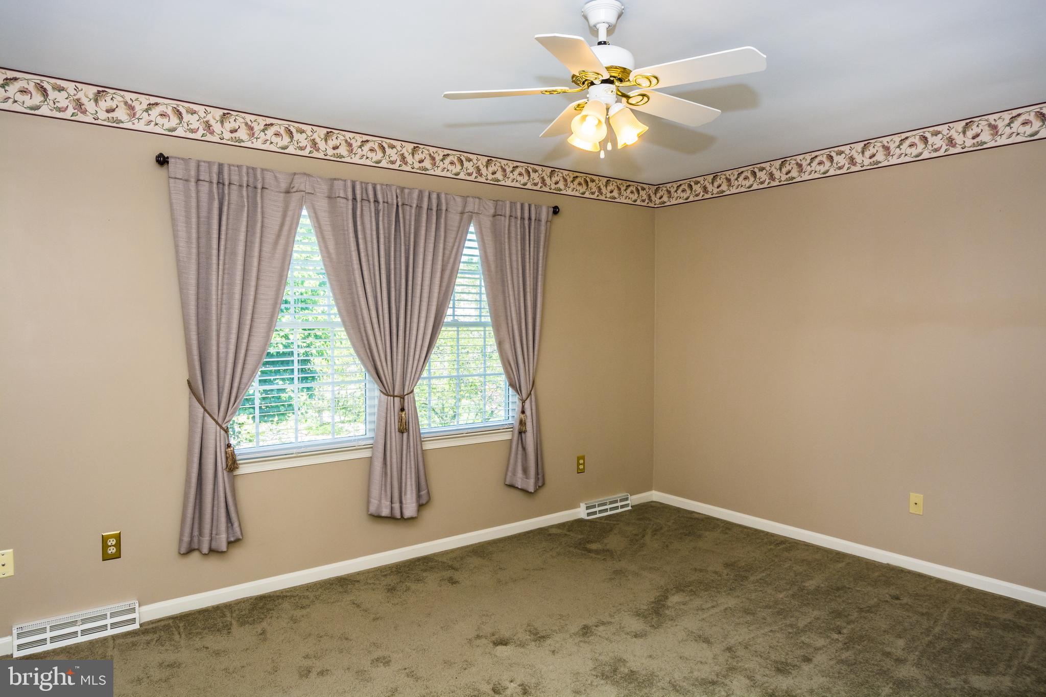 BRENTWOOD PARK - Residential