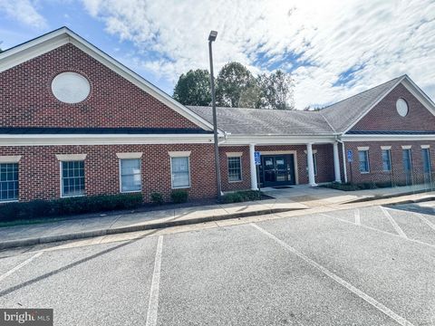 Photo of 1137 Heatherstone Drive, FREDERICKSBURG, VA 22407 (MLS # VASP2038074)