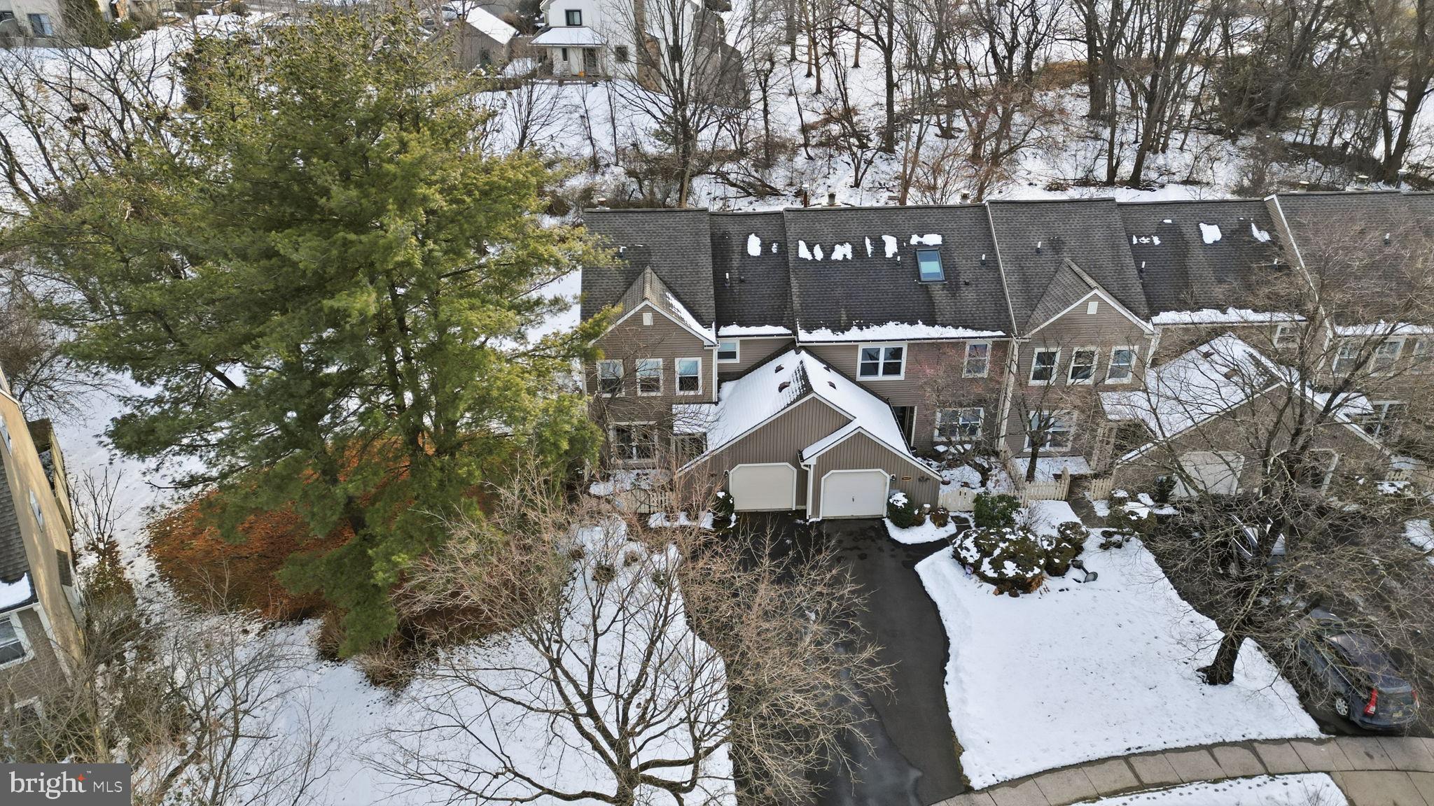 TANGLEWOOD - Residential