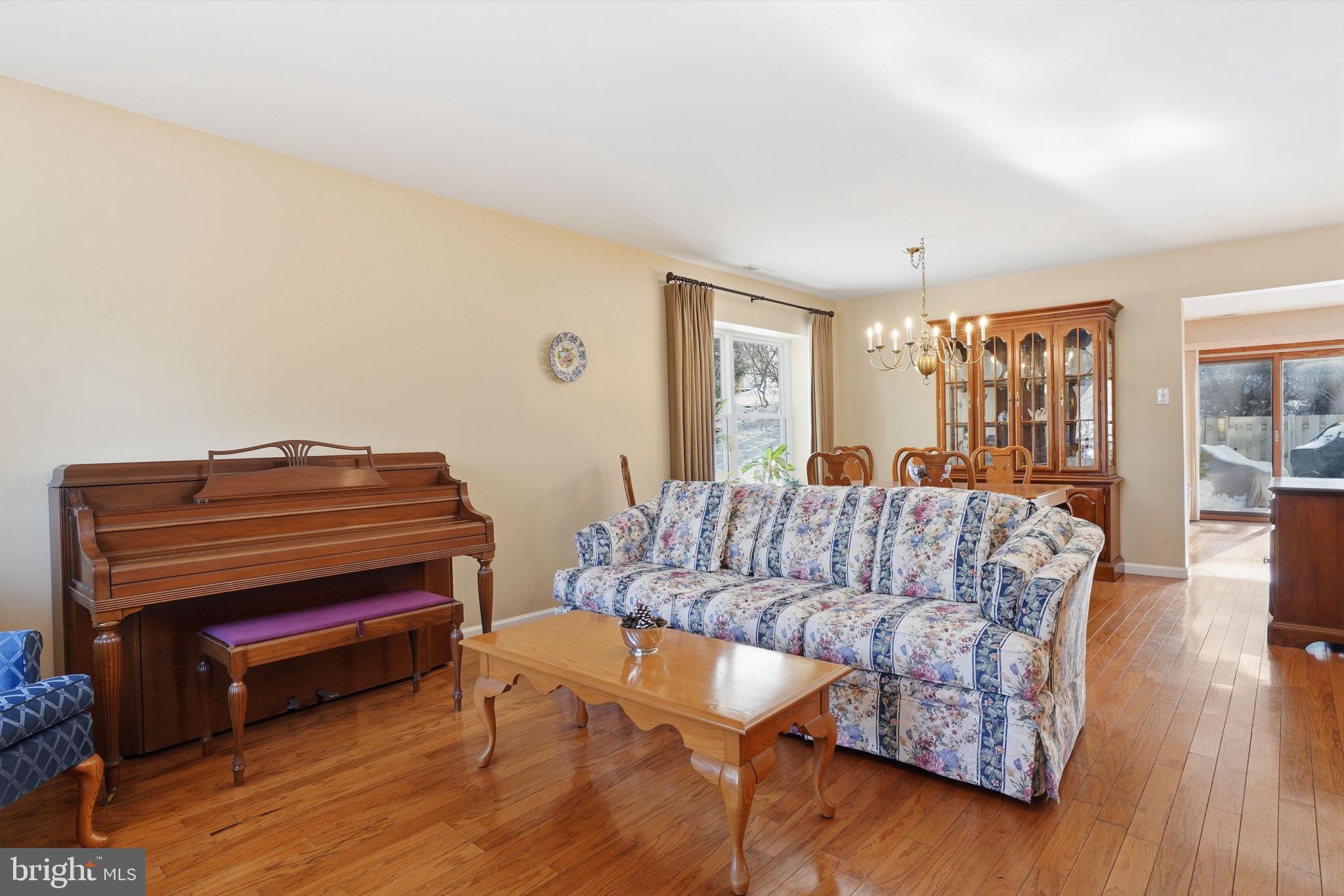 TANGLEWOOD - Residential