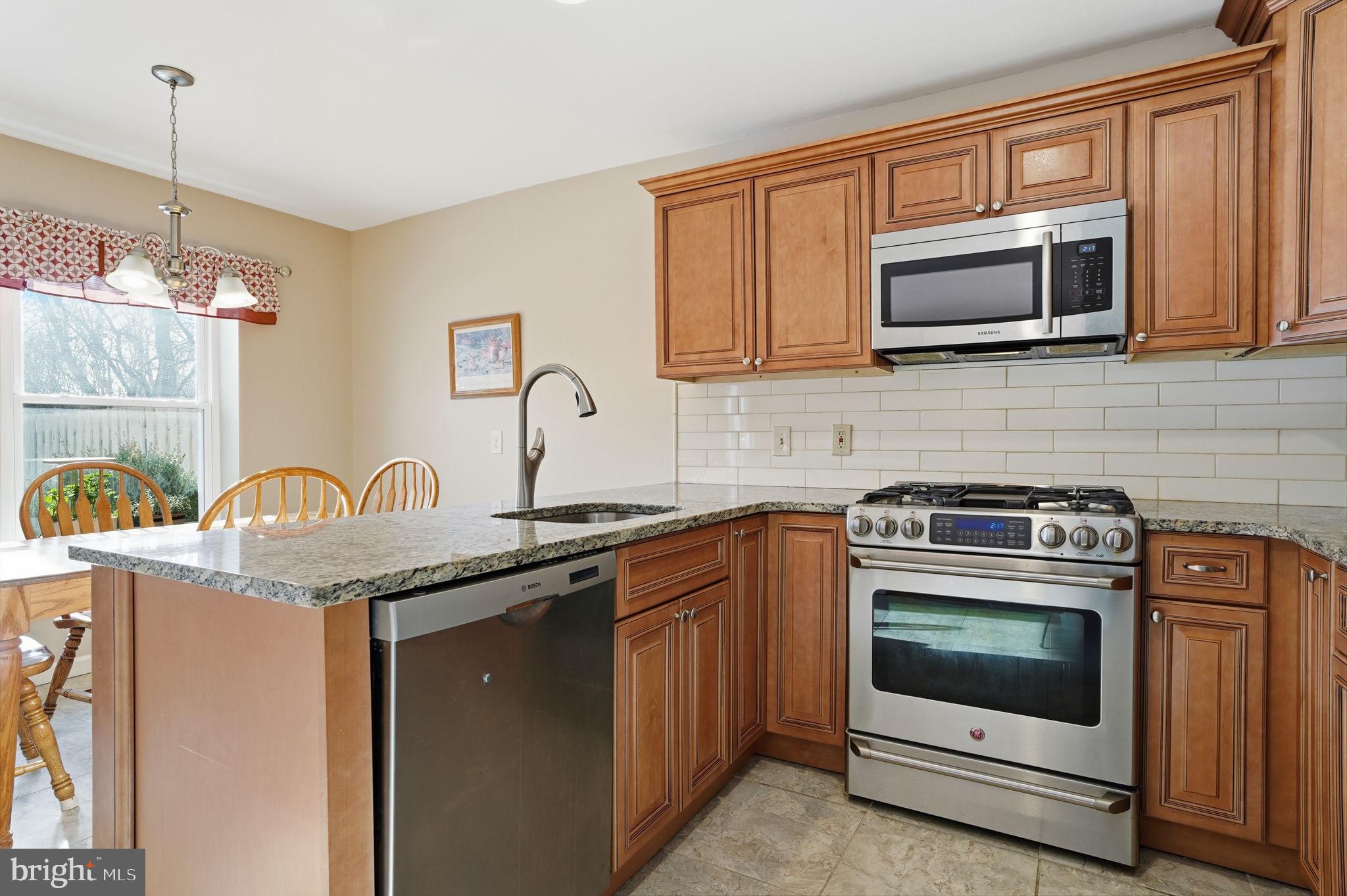 TANGLEWOOD - Residential