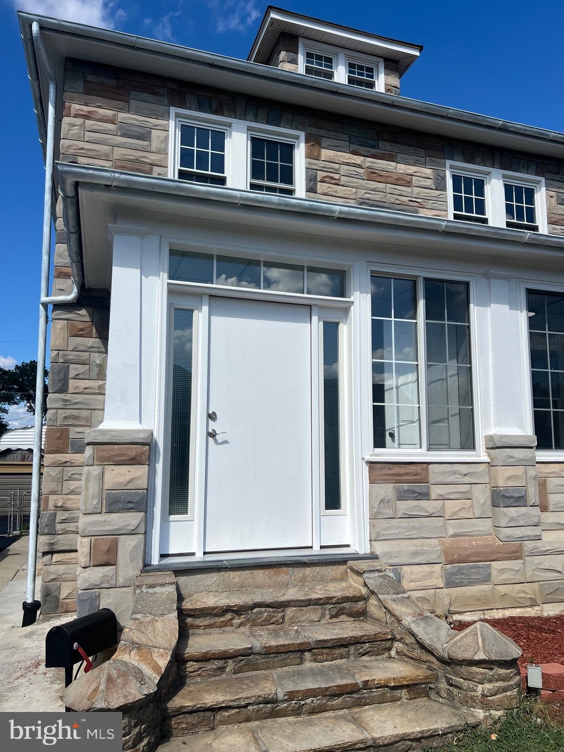 RIDGEWOOD - Residential