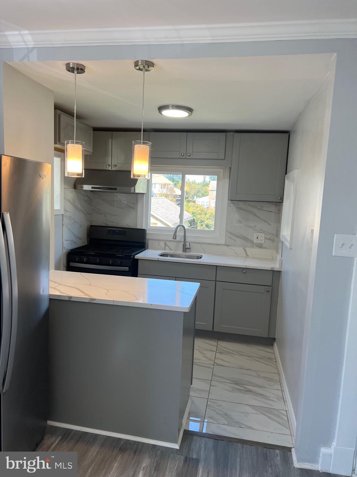 RIDGEWOOD - Residential