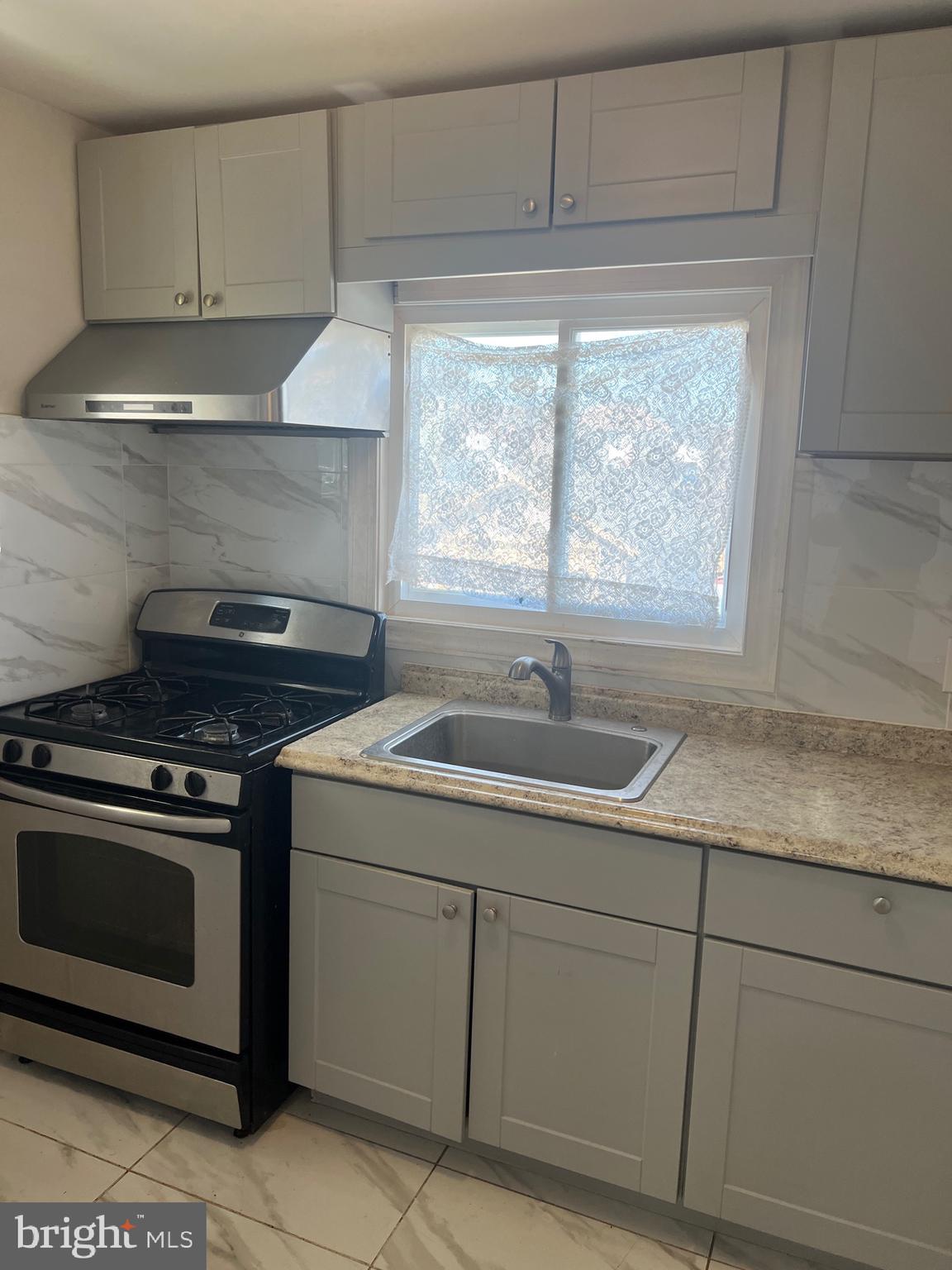 RIDGEWOOD - Residential