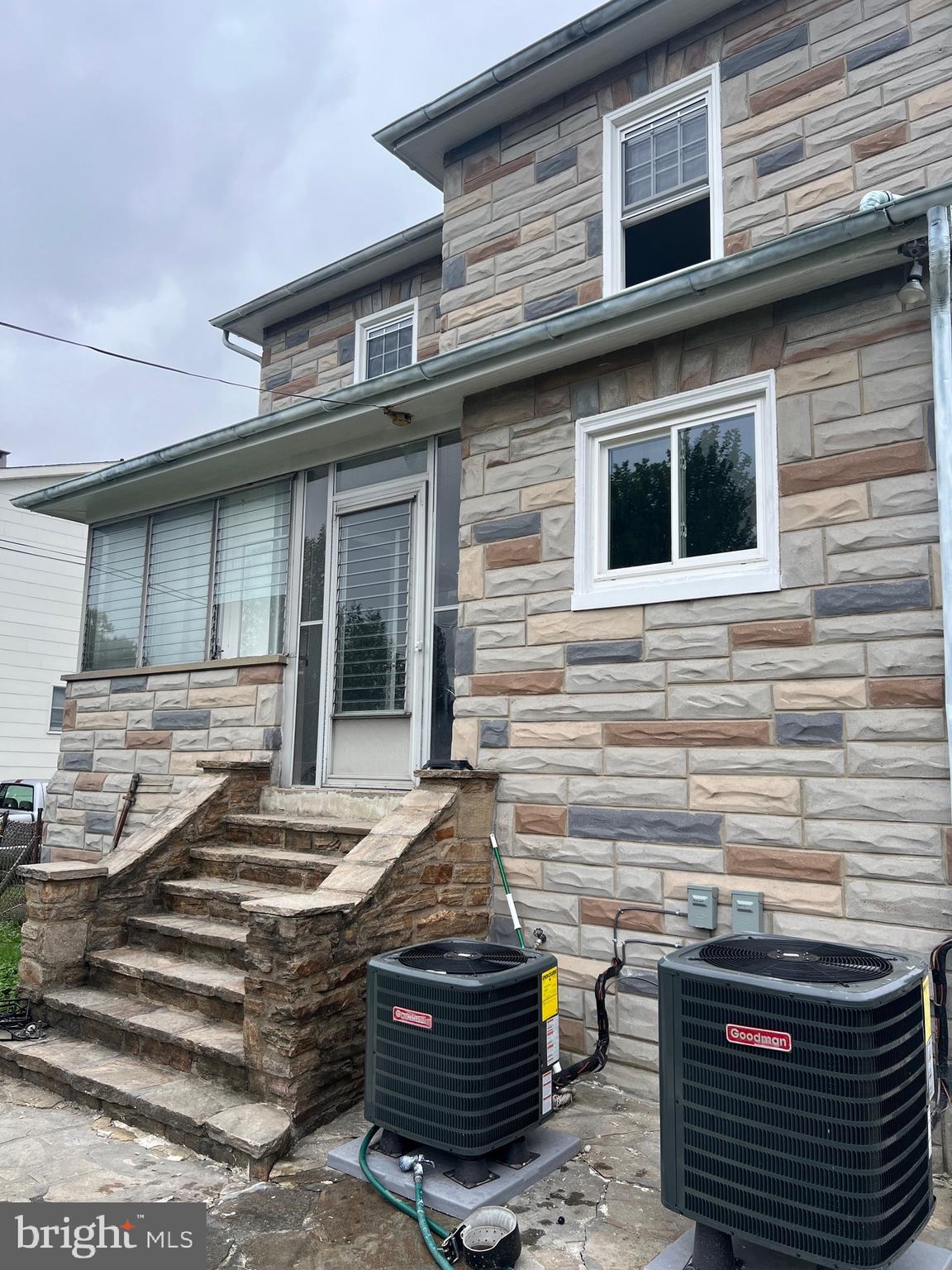 RIDGEWOOD - Residential