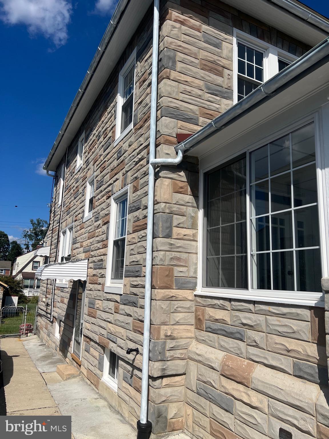 RIDGEWOOD - Residential