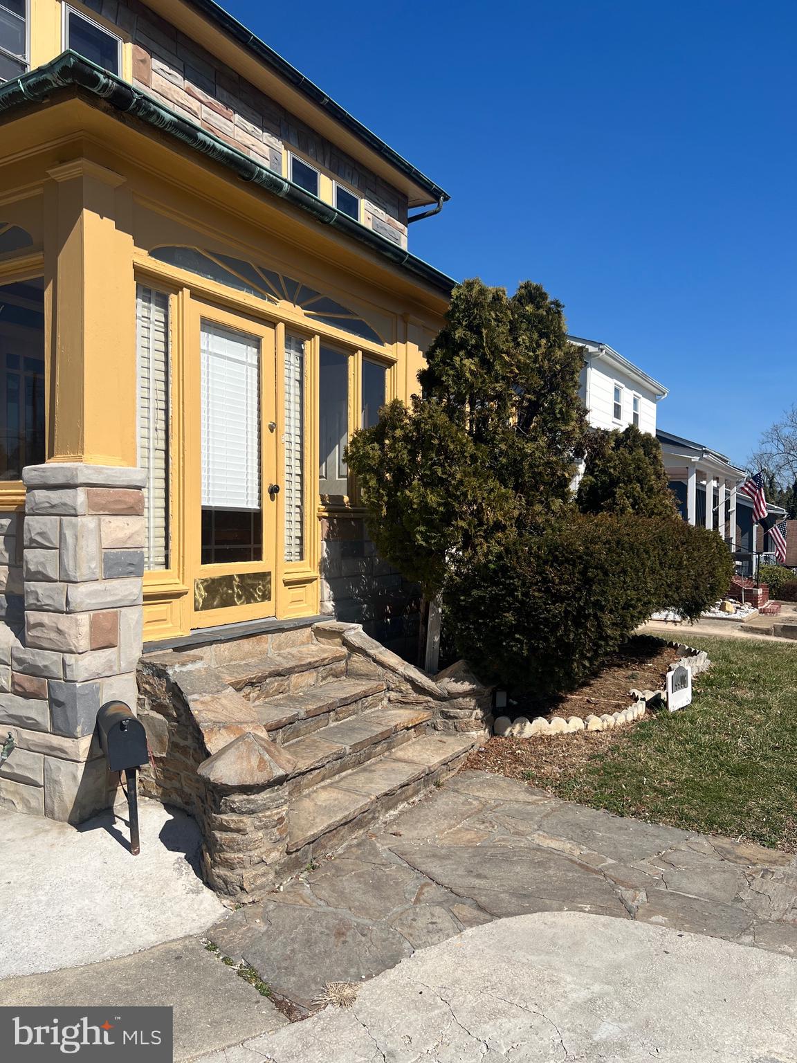 RIDGEWOOD - Residential