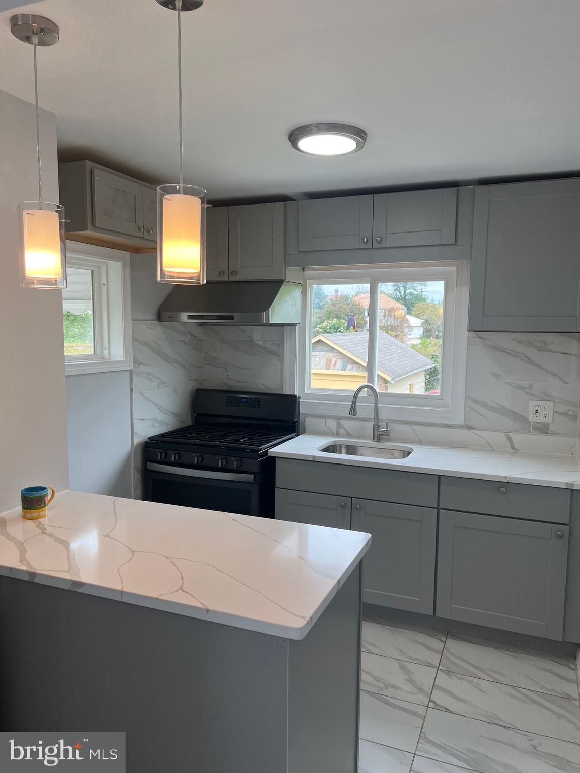 RIDGEWOOD - Residential